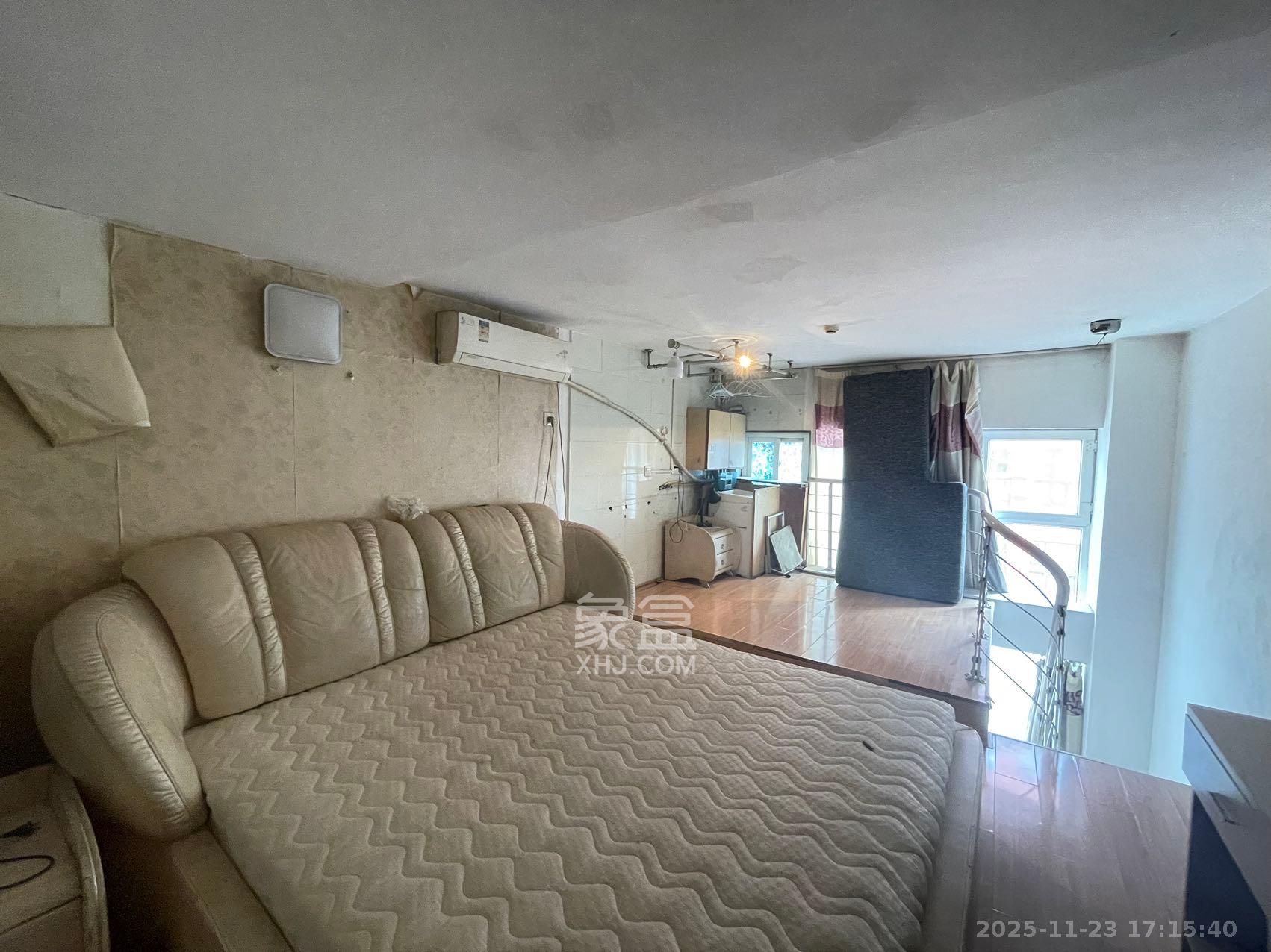 他城（天鸿时代公寓）  1室1厅1卫    1100.0元/月室内图