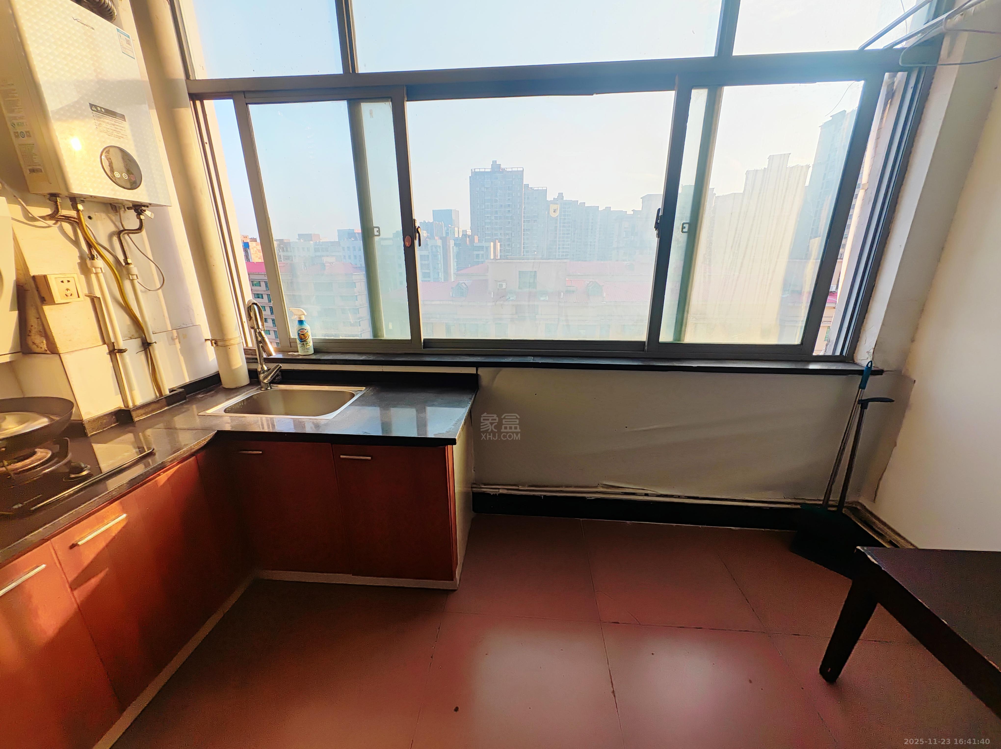 庐山春天大厦（和一宾馆）  1室0厅0卫    1200.0元/月室内图