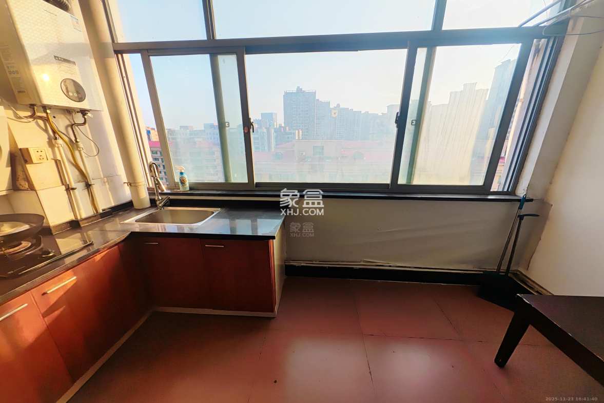 庐山春天大厦(和一宾馆) 1室0厅0卫 1200.0元/月 庐山春天大厦(和一宾馆) 1室0厅0卫 1200.0元/月室内图