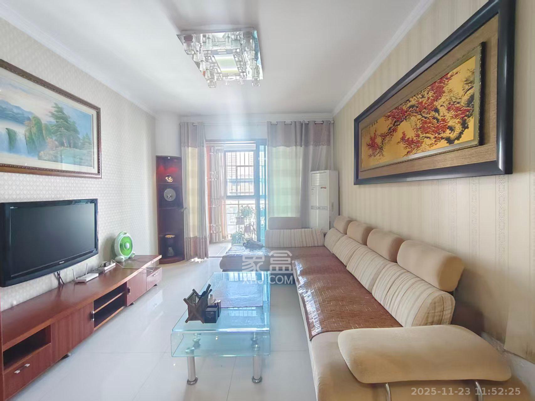 银港水晶城  2室2厅1卫    2200.0元/月室内图