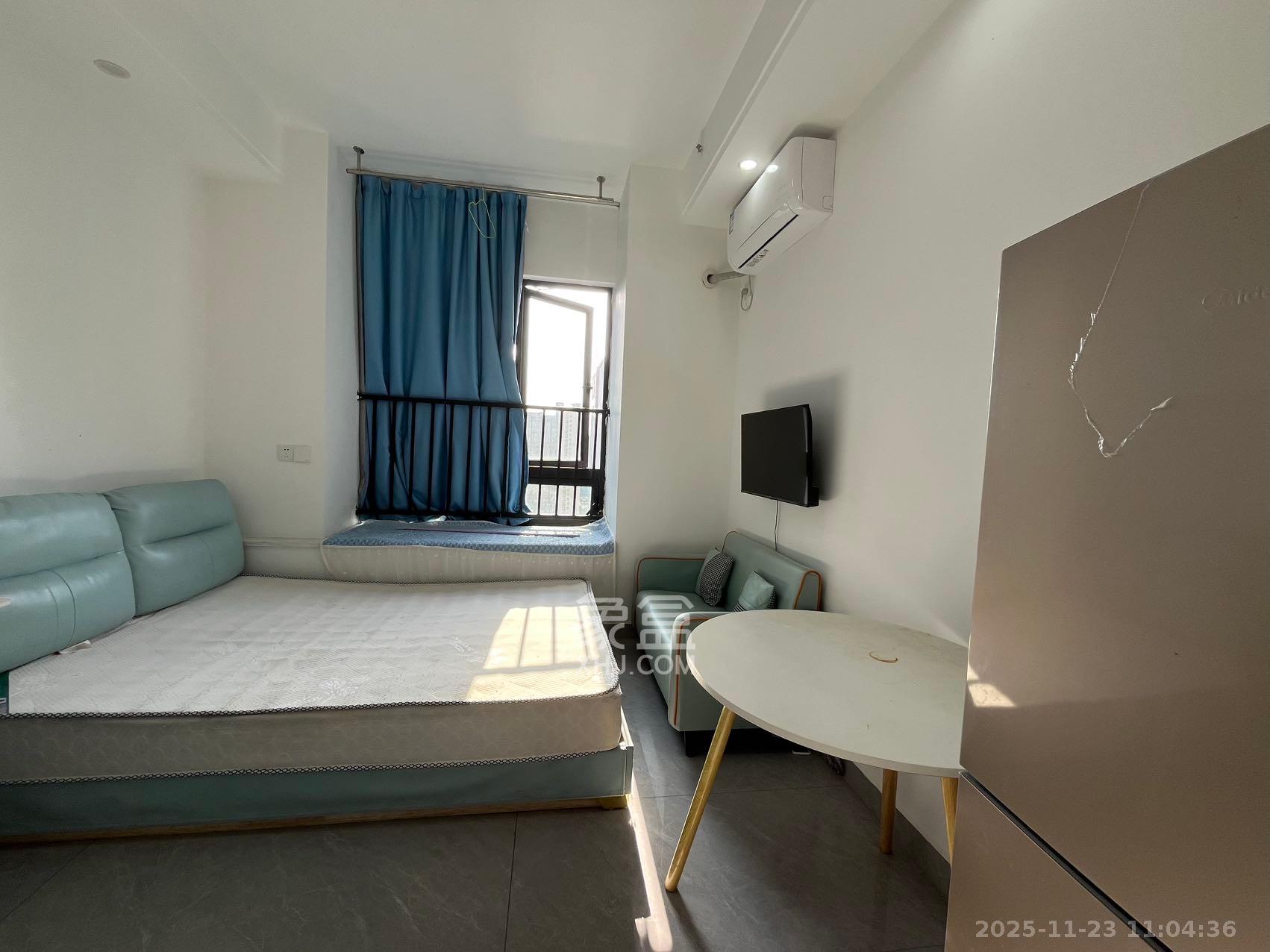 新城悦隽公园  1室1厅1卫    1000.0元/月