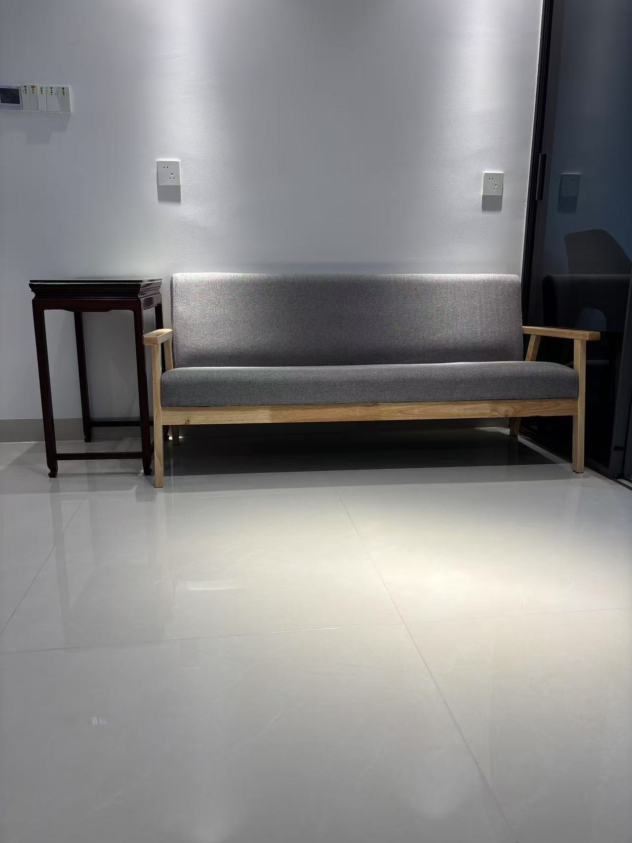 唯读逸臣公园 2室1厅1卫 1800.0元/月 唯读逸臣公园 2室1厅1卫 1800.0元/月室内图