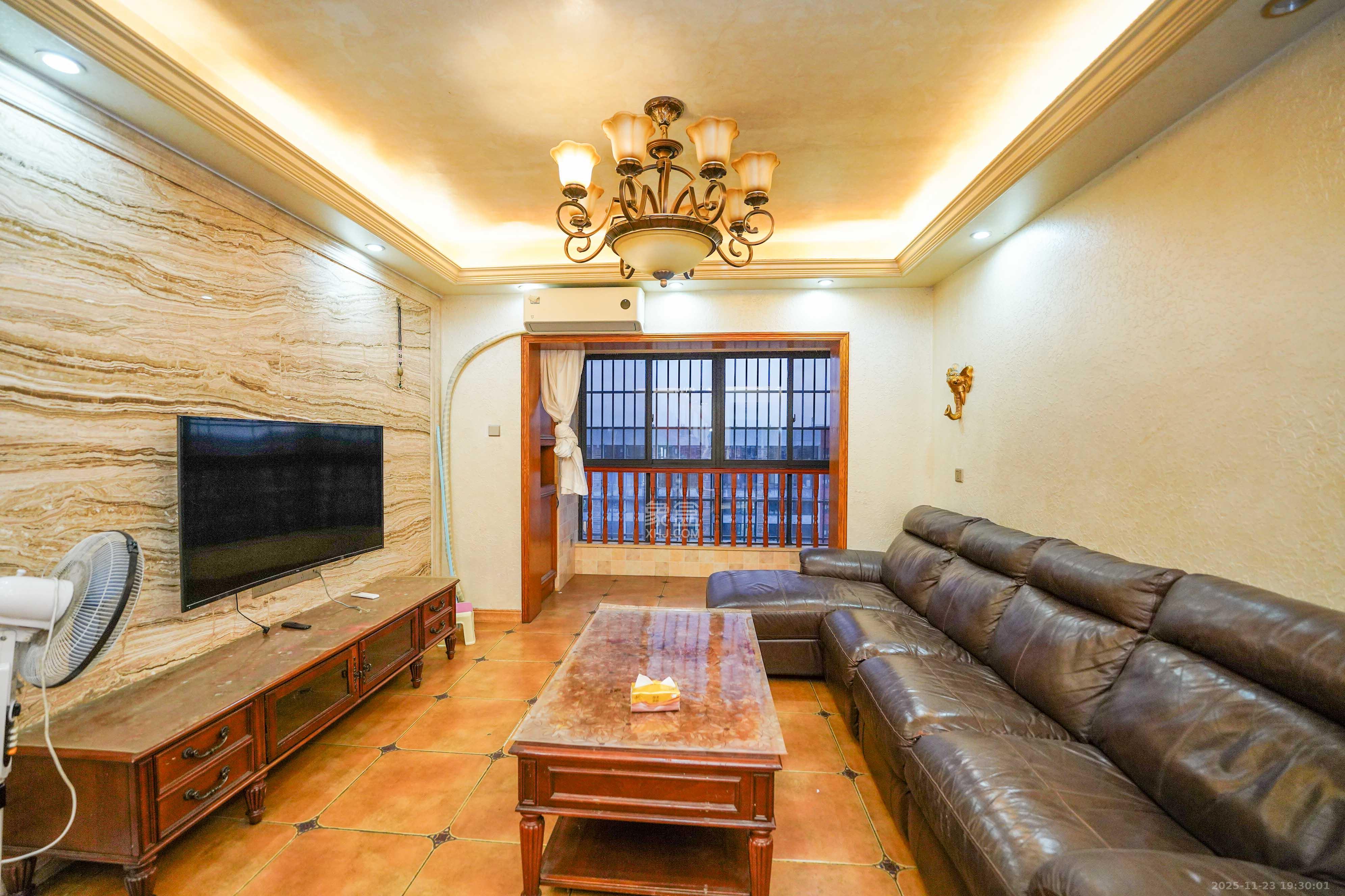 五矿紫湖香醍  2室2厅1卫    89.8万