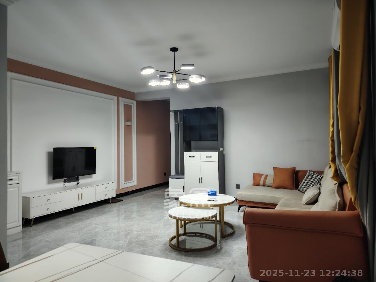 汇景豪庭 2室2厅1卫 2400.0元/月 汇景豪庭 2室2厅1卫 2400.0元/月室内图