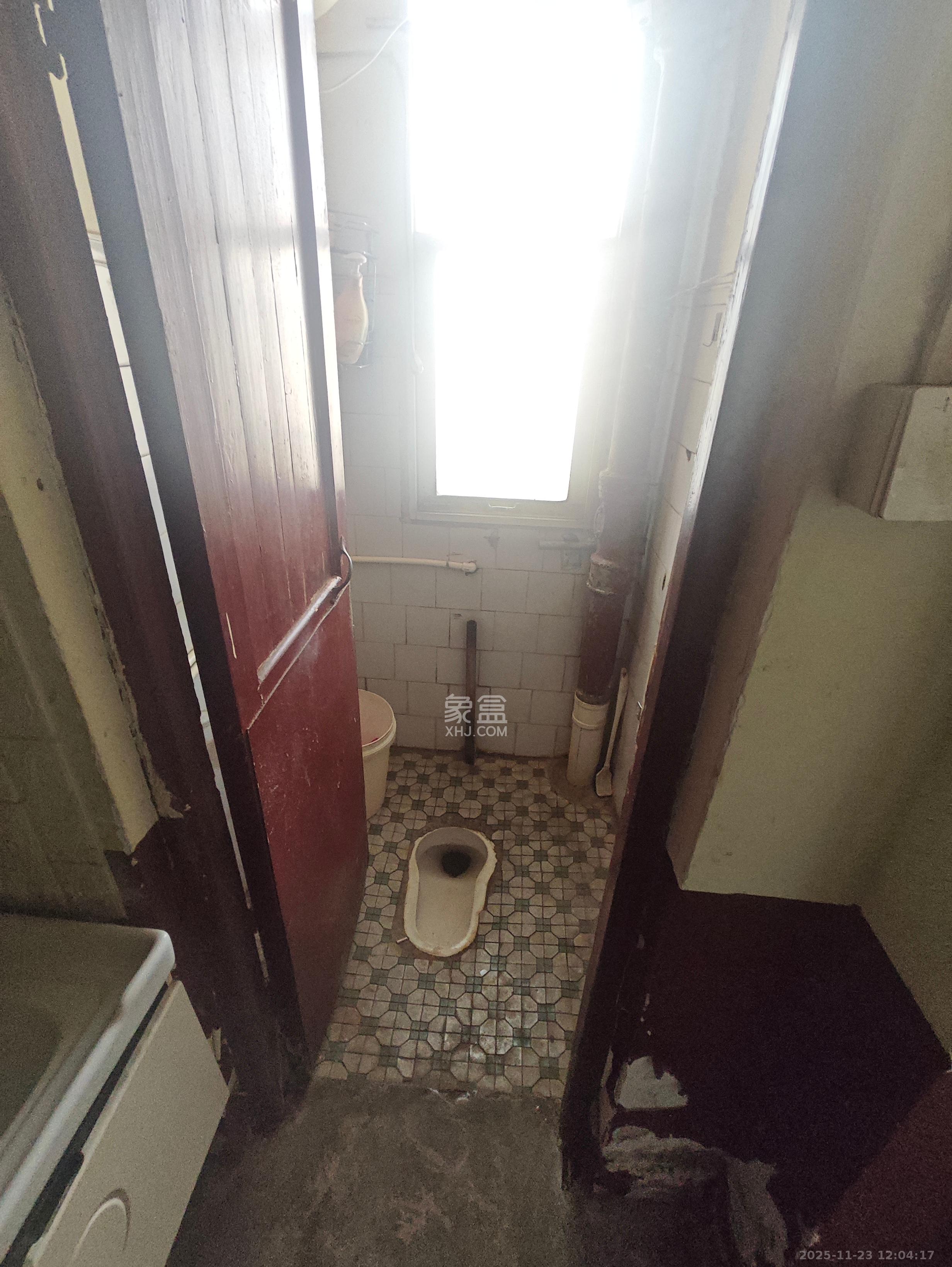 涂家冲社区（涂新小区、农商银行宿舍）  1室0厅0卫    2000.0元/月室内图