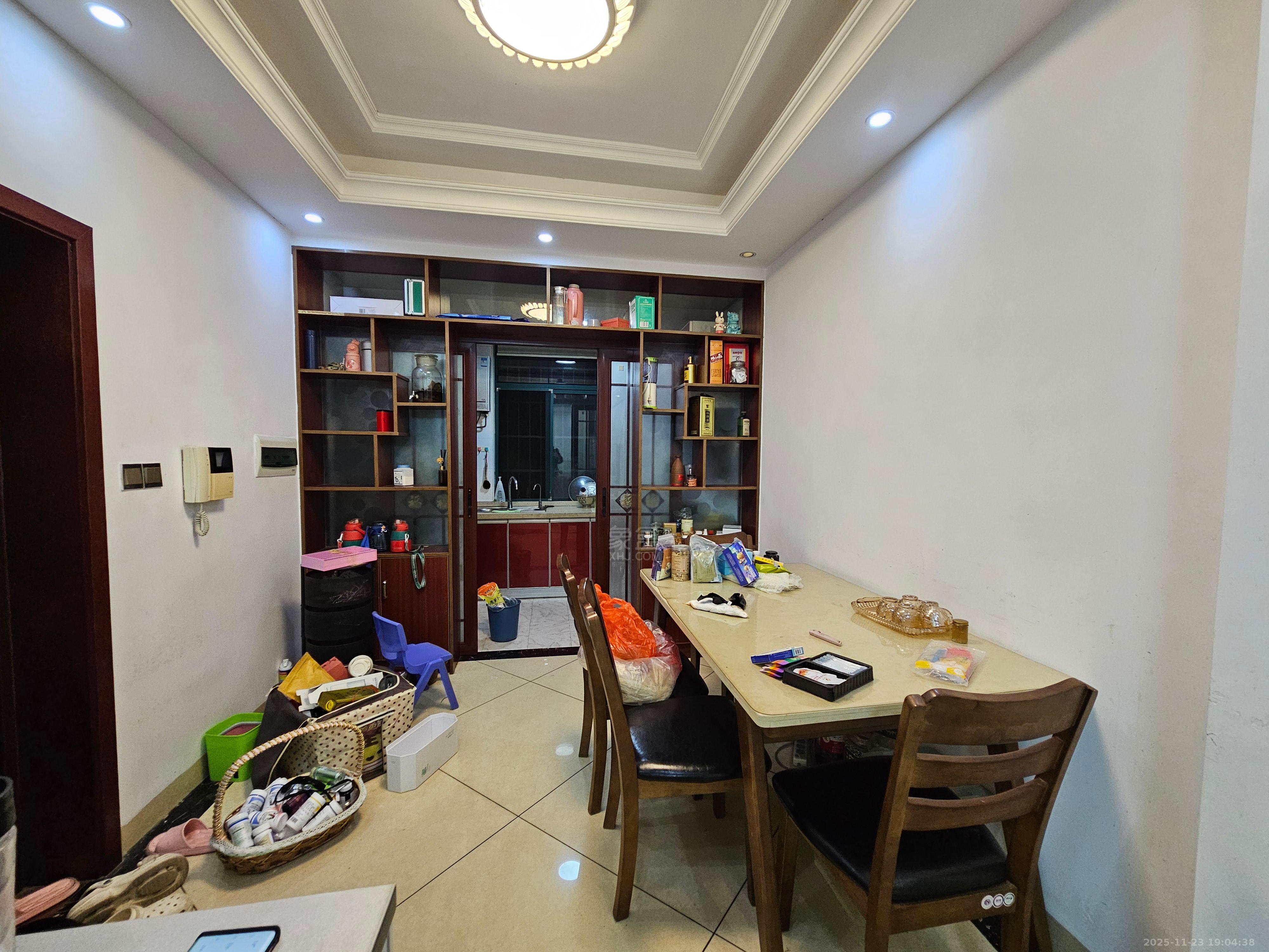 尚格名城花好悦园1.2期  3室2厅2卫    1600.0元/月室内图