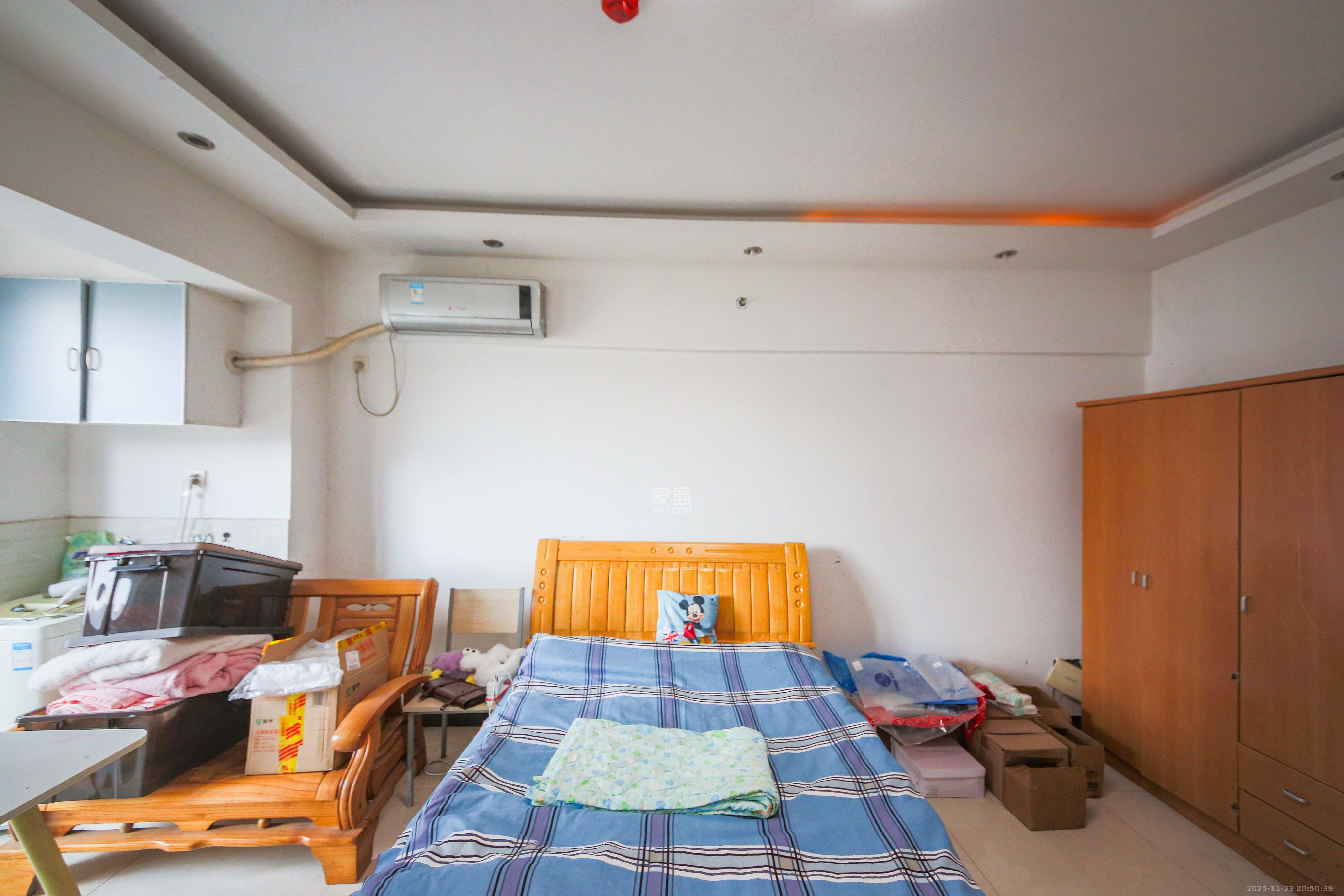 长城华都 1室1厅1卫 27.0万 长城华都 1室1厅1卫 27.0万卧室