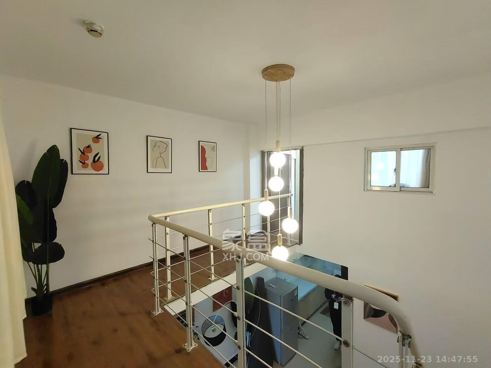 融圣国际 3室1厅1卫 2100.0元/月 融圣国际 3室1厅1卫 2100.0元/月室内图