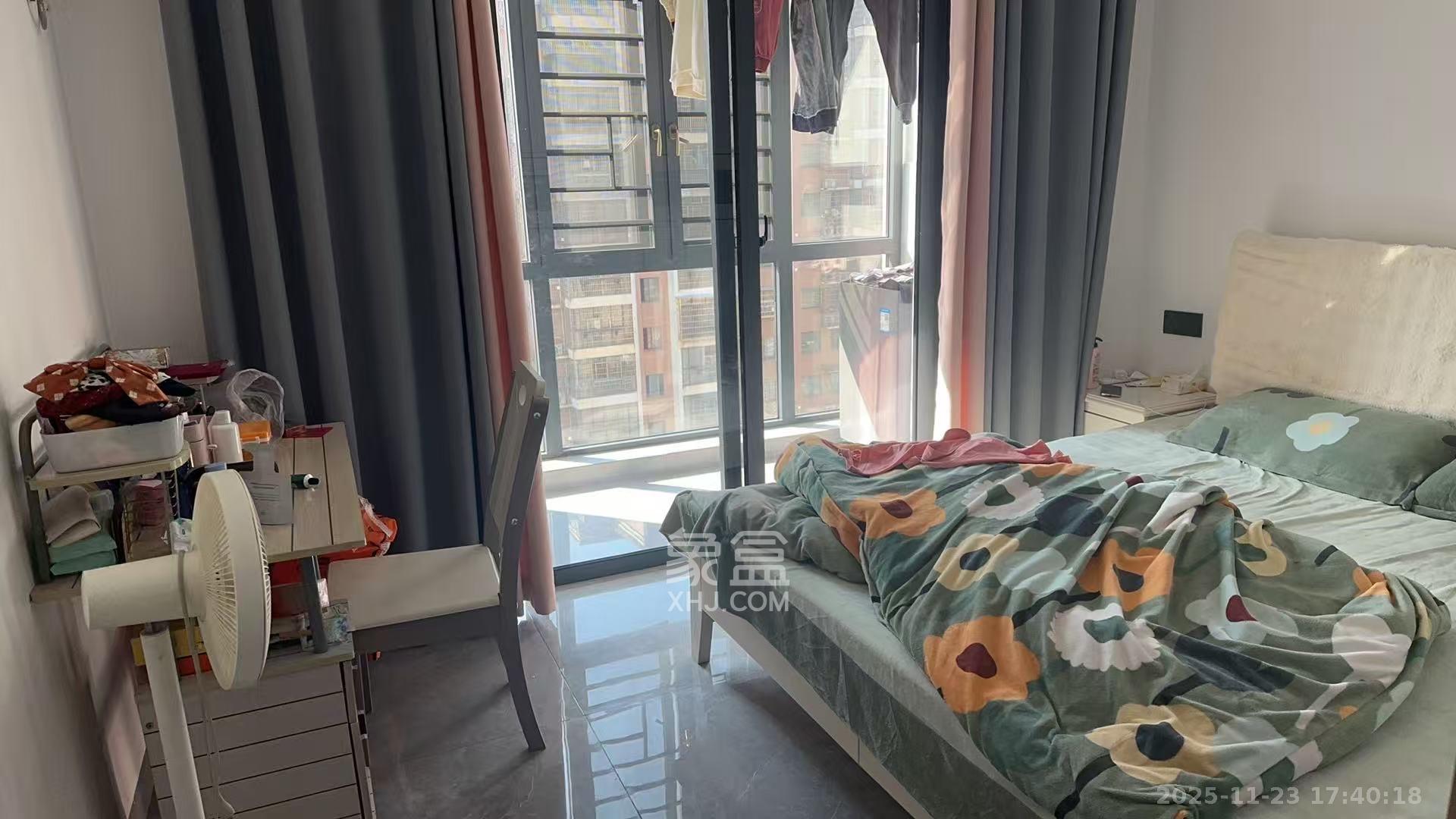 山水新城  2室1厅1卫    1800.0元/月室内图