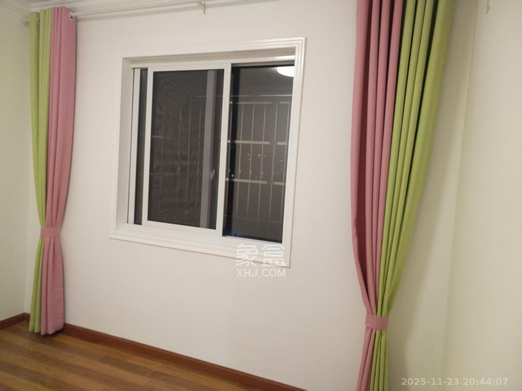 星城新宇莲景苑 2室2厅1卫 2100.0元/月 星城新宇莲景苑 2室2厅1卫 2100.0元/月室内图