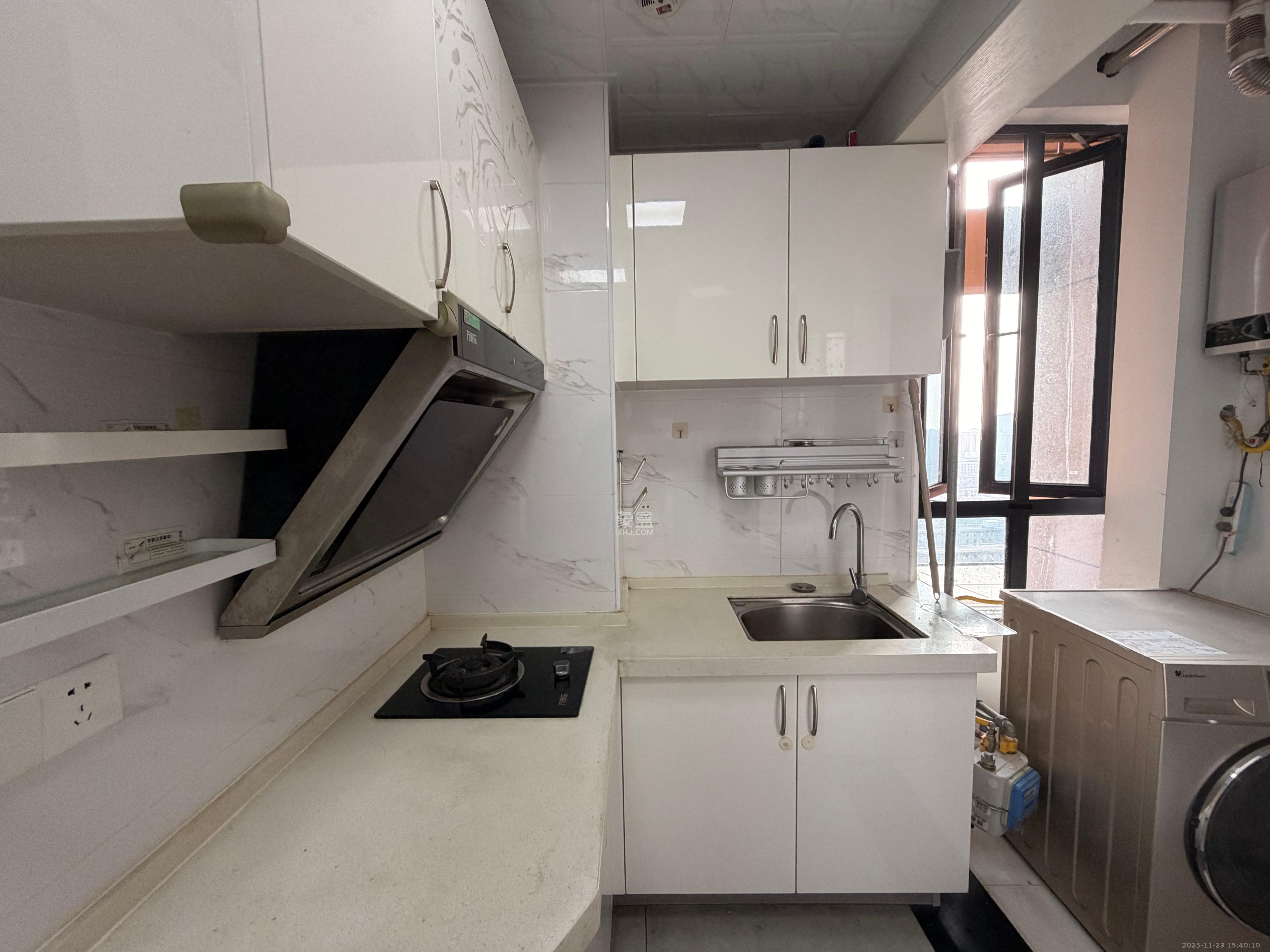 荣悦台  1室1厅1卫    2350.0元/月室内图