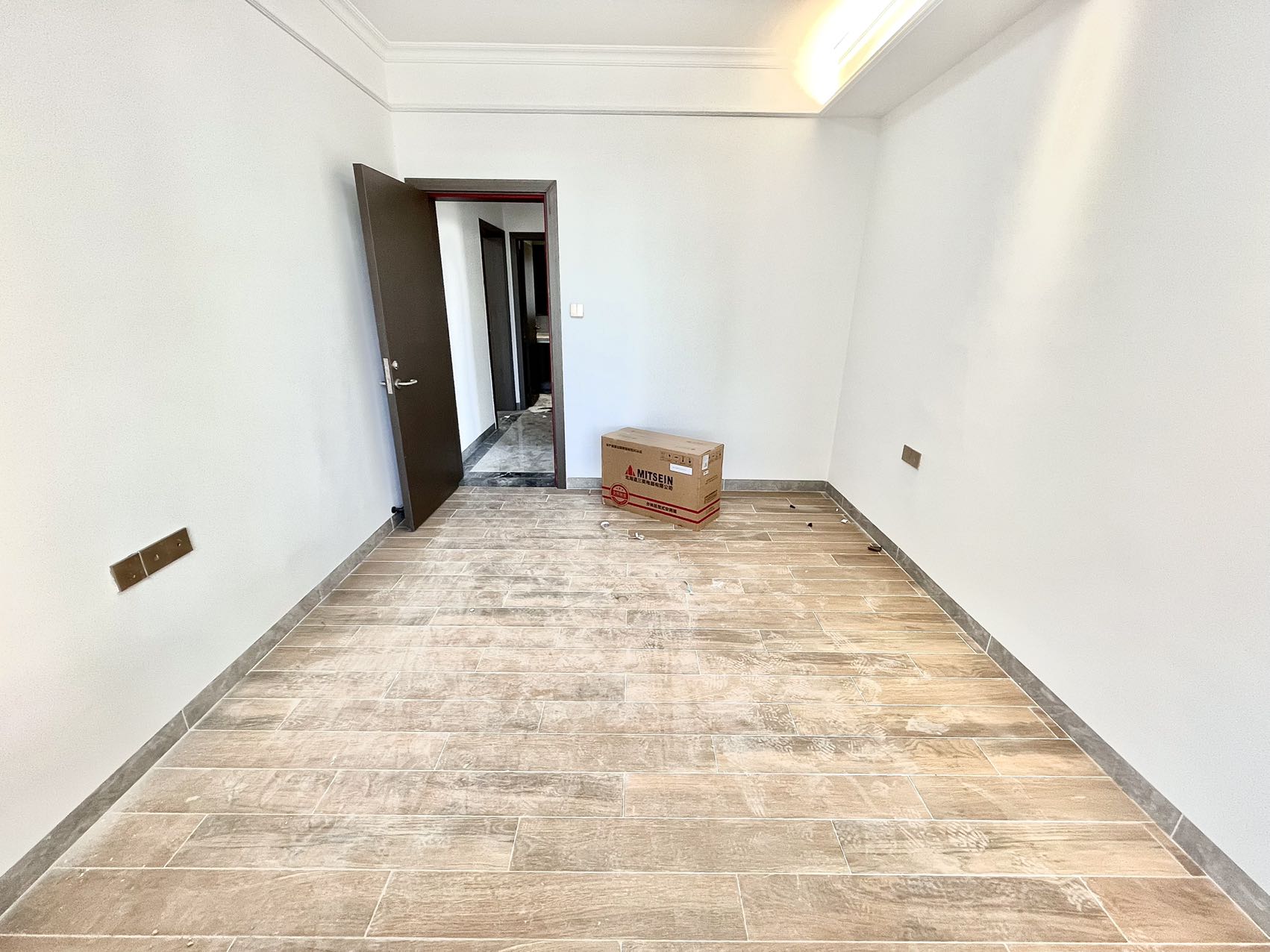 天街华府（海南新天地）  3室2厅1卫    3300.0元/月室内图1