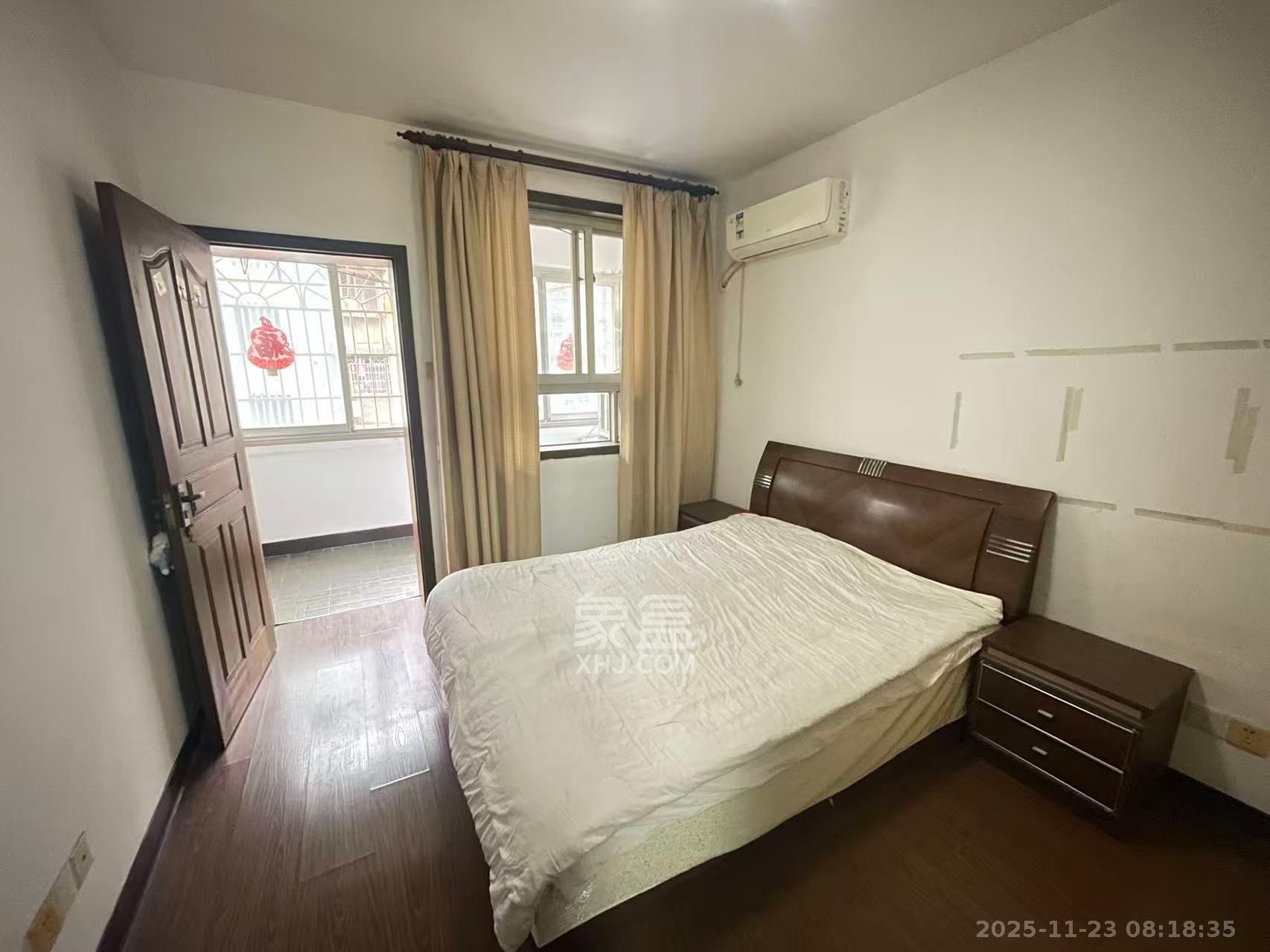 英才园二片  2室1厅1卫    1800.0元/月室内图