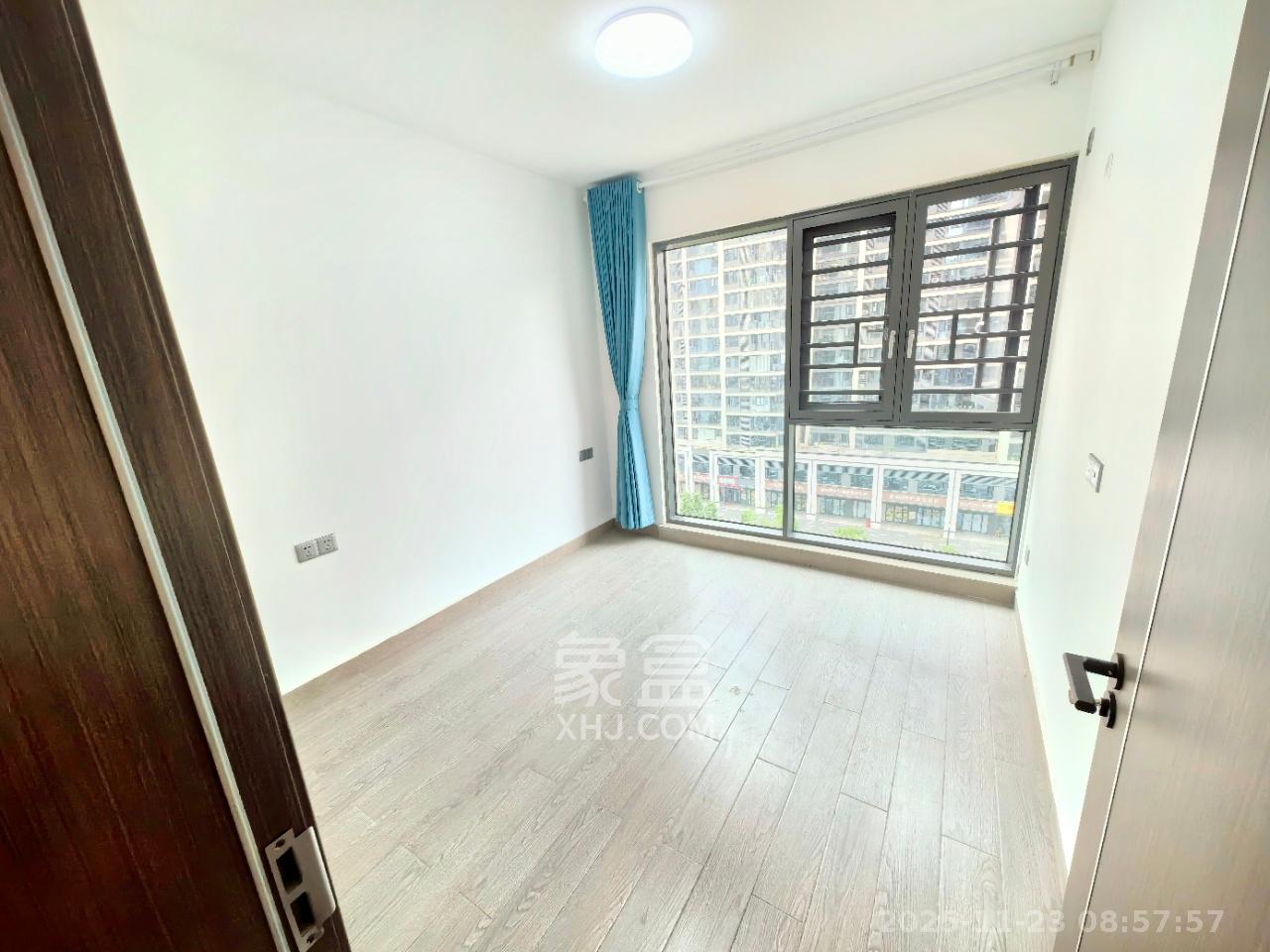 中海阅溪府  4室2厅2卫    3600.0元/月室内图