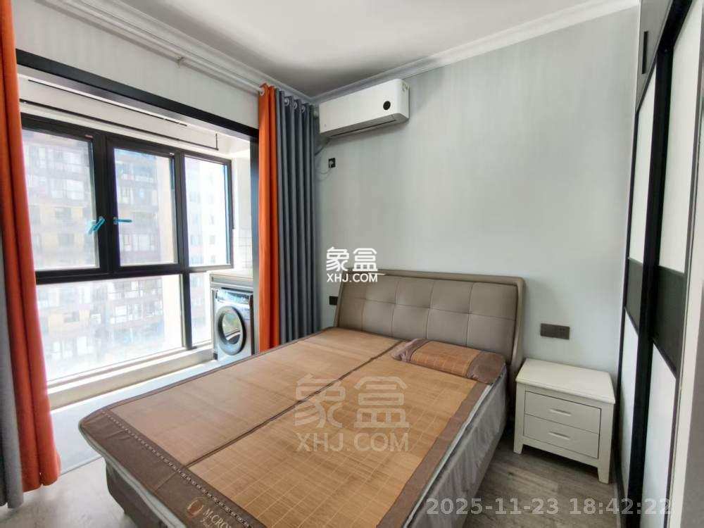 奥园养生城 4室2厅2卫 5000.0元/月 奥园养生城 4室2厅2卫 5000.0元/月室内图