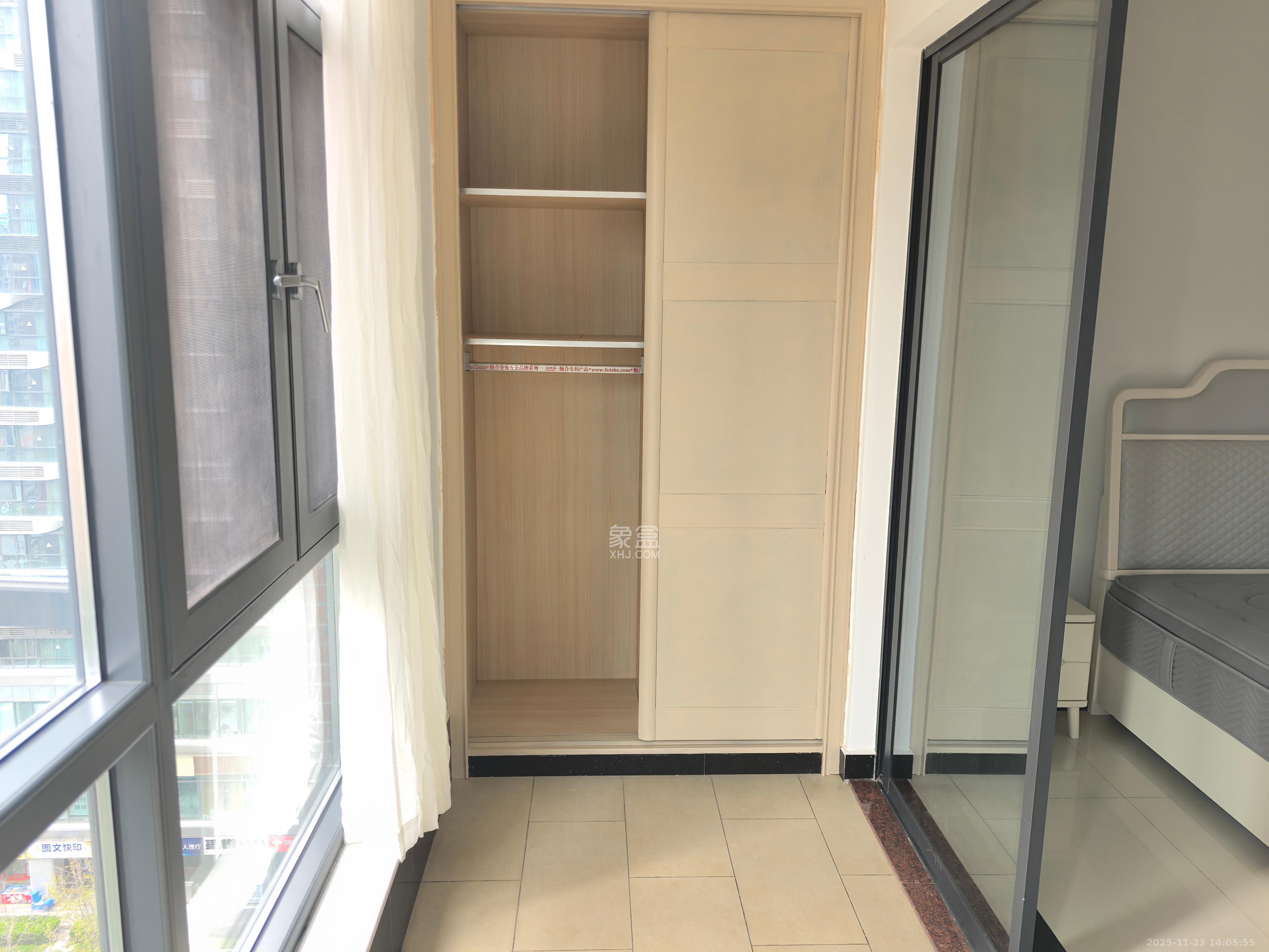 公园9号  2室2厅1卫    3800.0元/月室内图