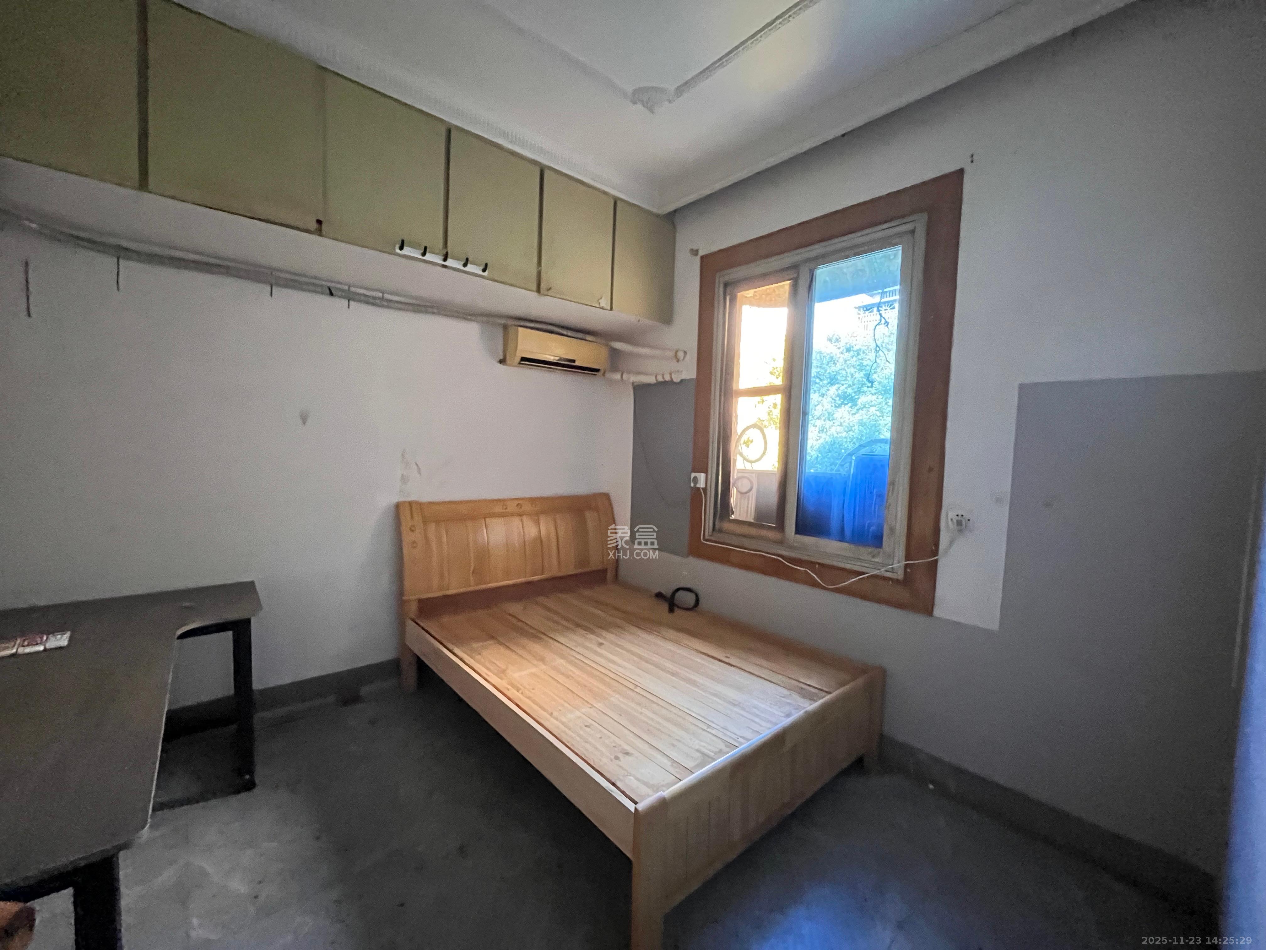 长沙理工大学东院西院 4室1厅1卫 1600.0元/月 长沙理工大学东院西院 4室1厅1卫 1600.0元/月室内图