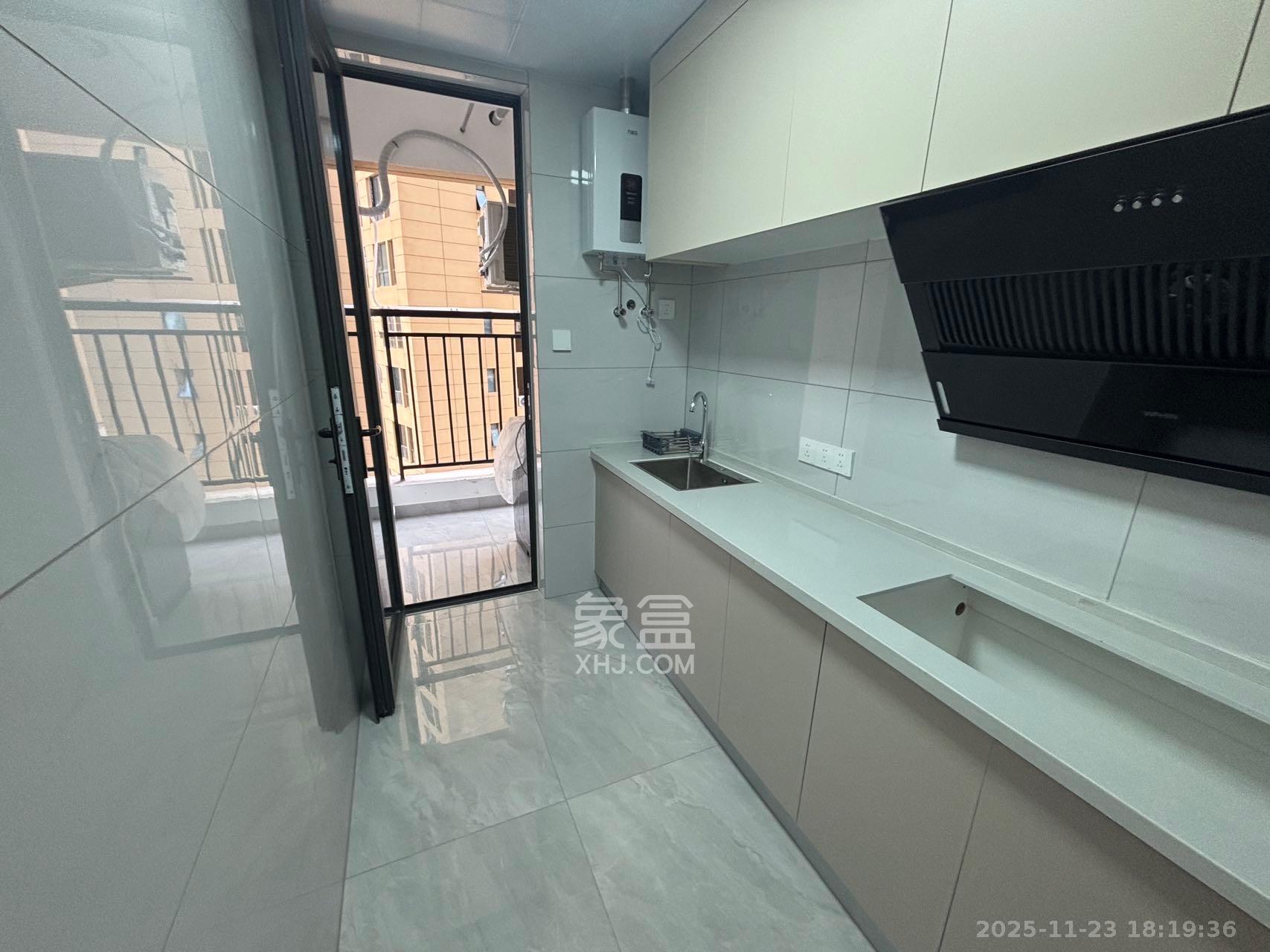 莲馨苑  1室0厅0卫    1700.0元/月室内图