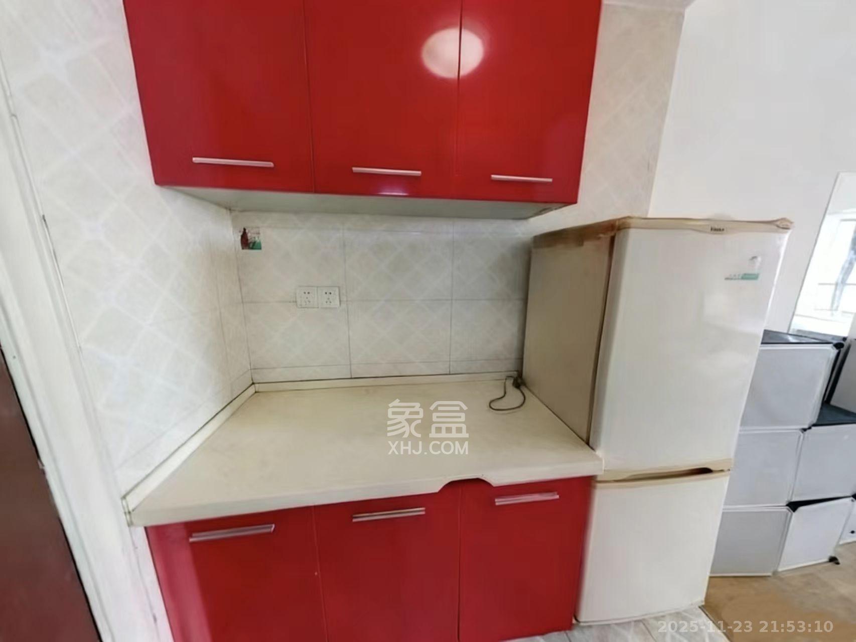 湘府东苑  1室1厅1卫    1300.0元/月室内图