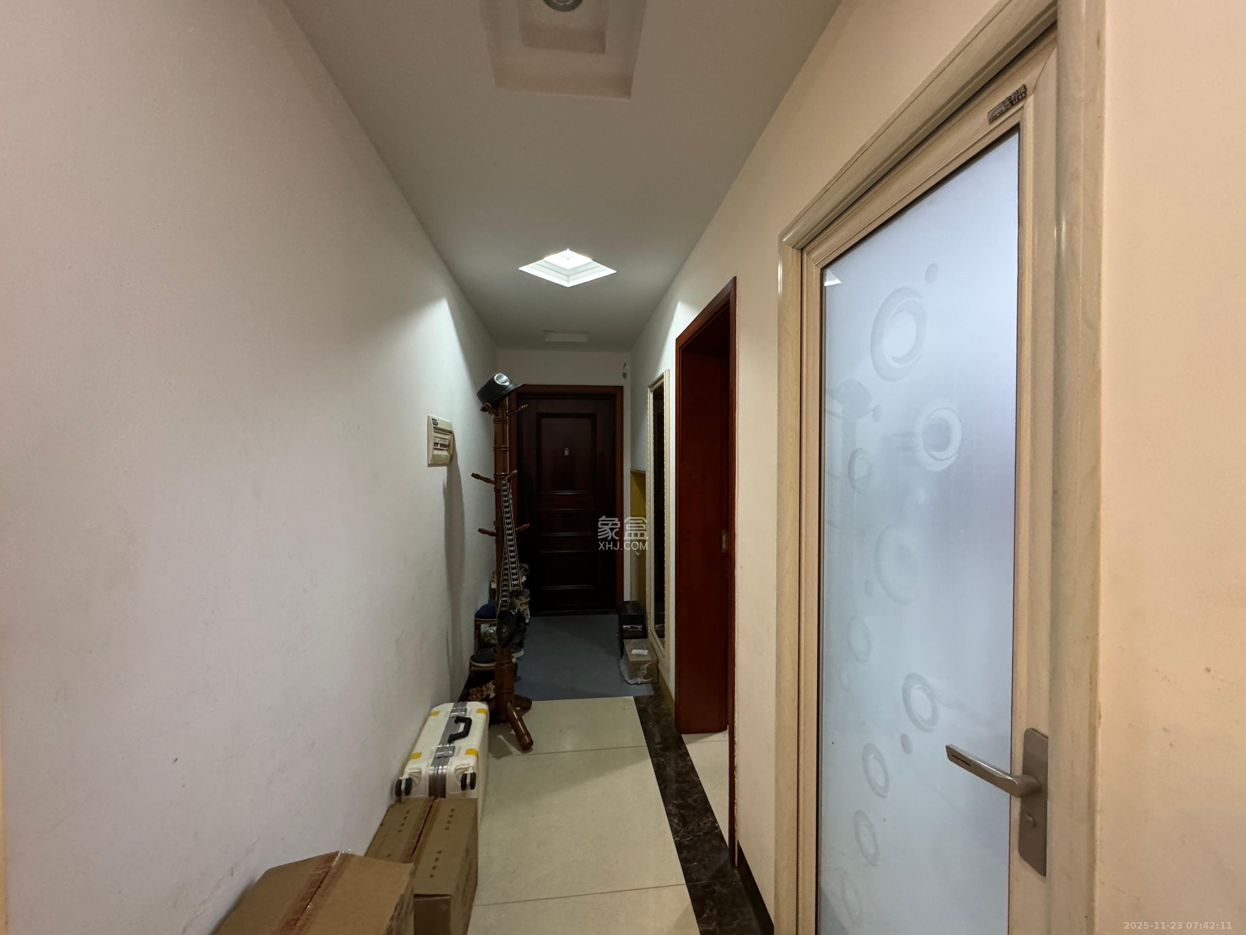 庄园心伽泊 3室2厅1卫 2200.0元/月 庄园心伽泊 3室2厅1卫 2200.0元/月室内图