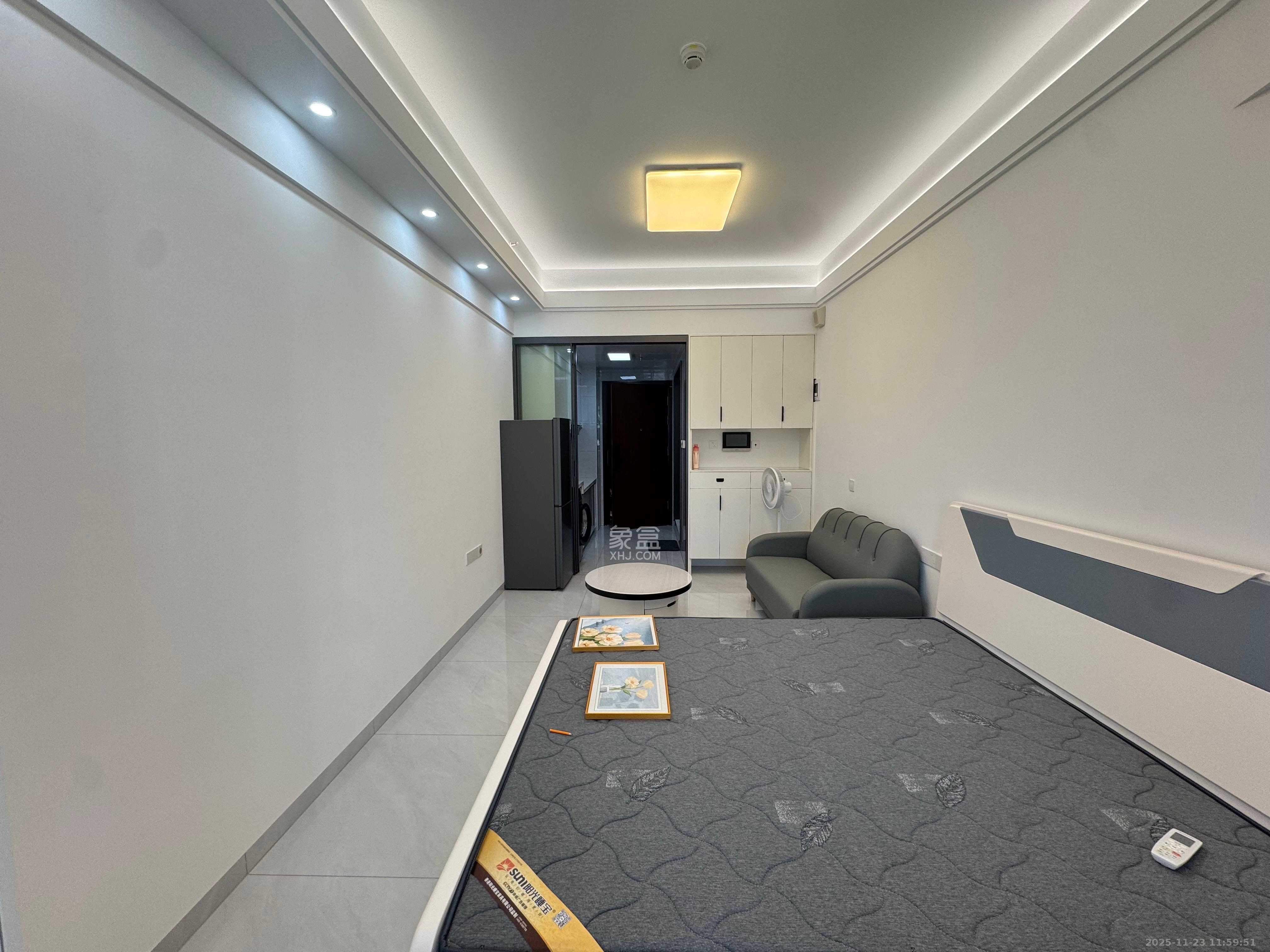 恒大誉府（融誉商业中心）  1室0厅0卫    1700.0元/月室内图