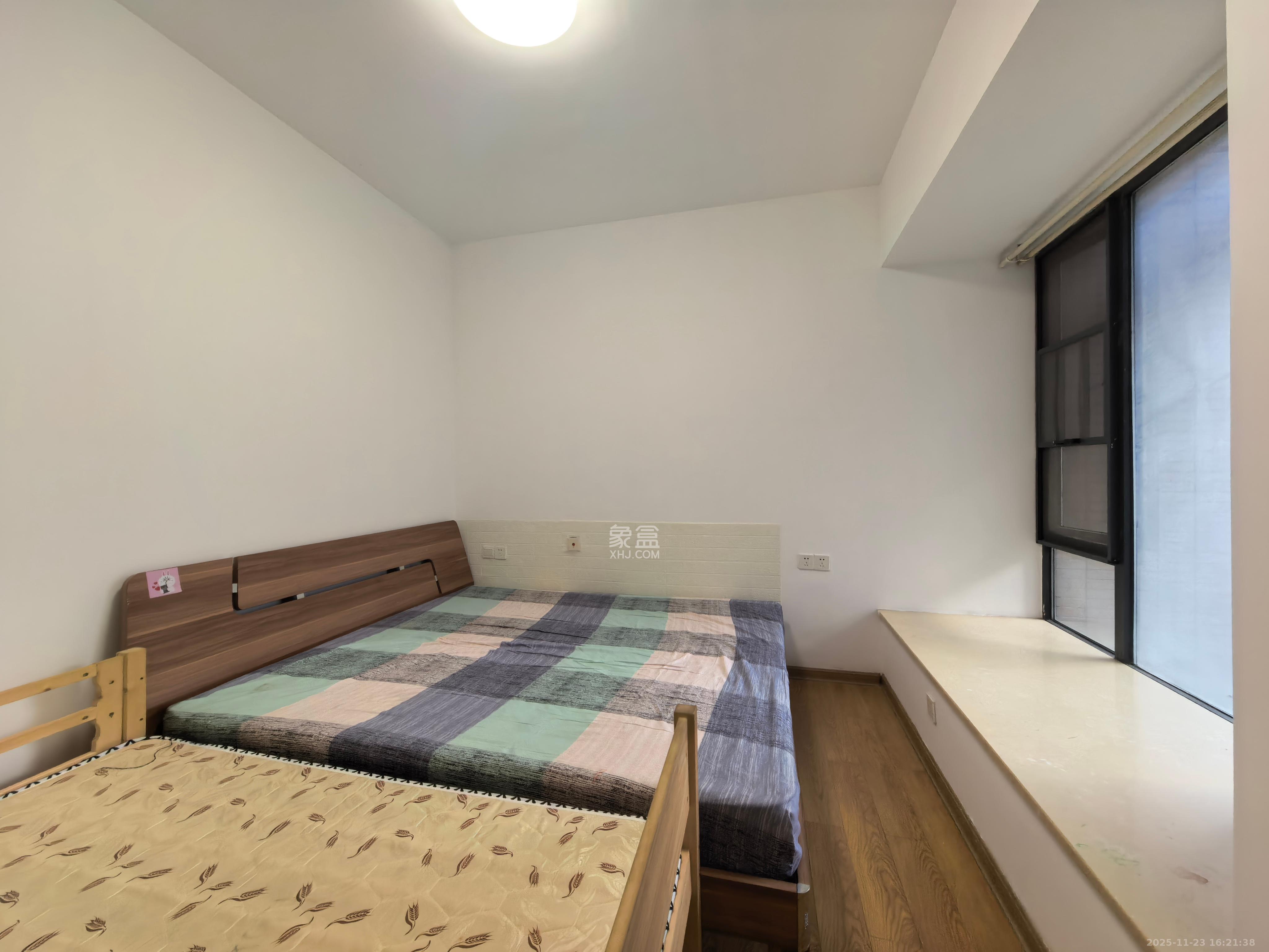 辉煌国际城一期  2室2厅1卫    1600.0元/月室内图