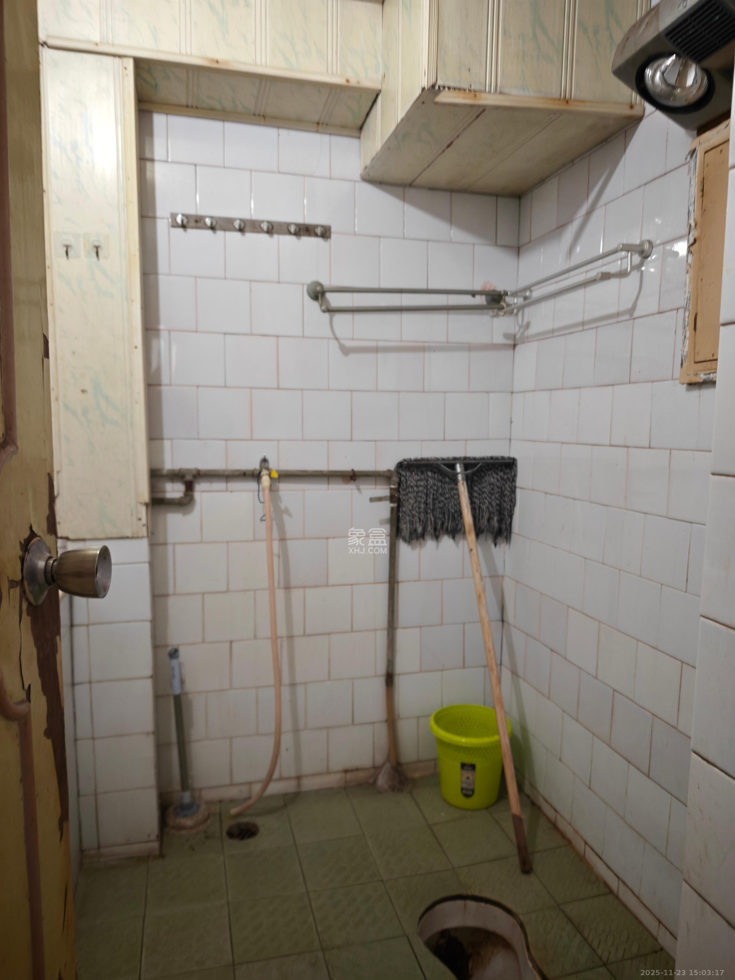 植物油宿舍 3室2厅1卫 2000.0元/月 植物油宿舍 3室2厅1卫 2000.0元/月室内图