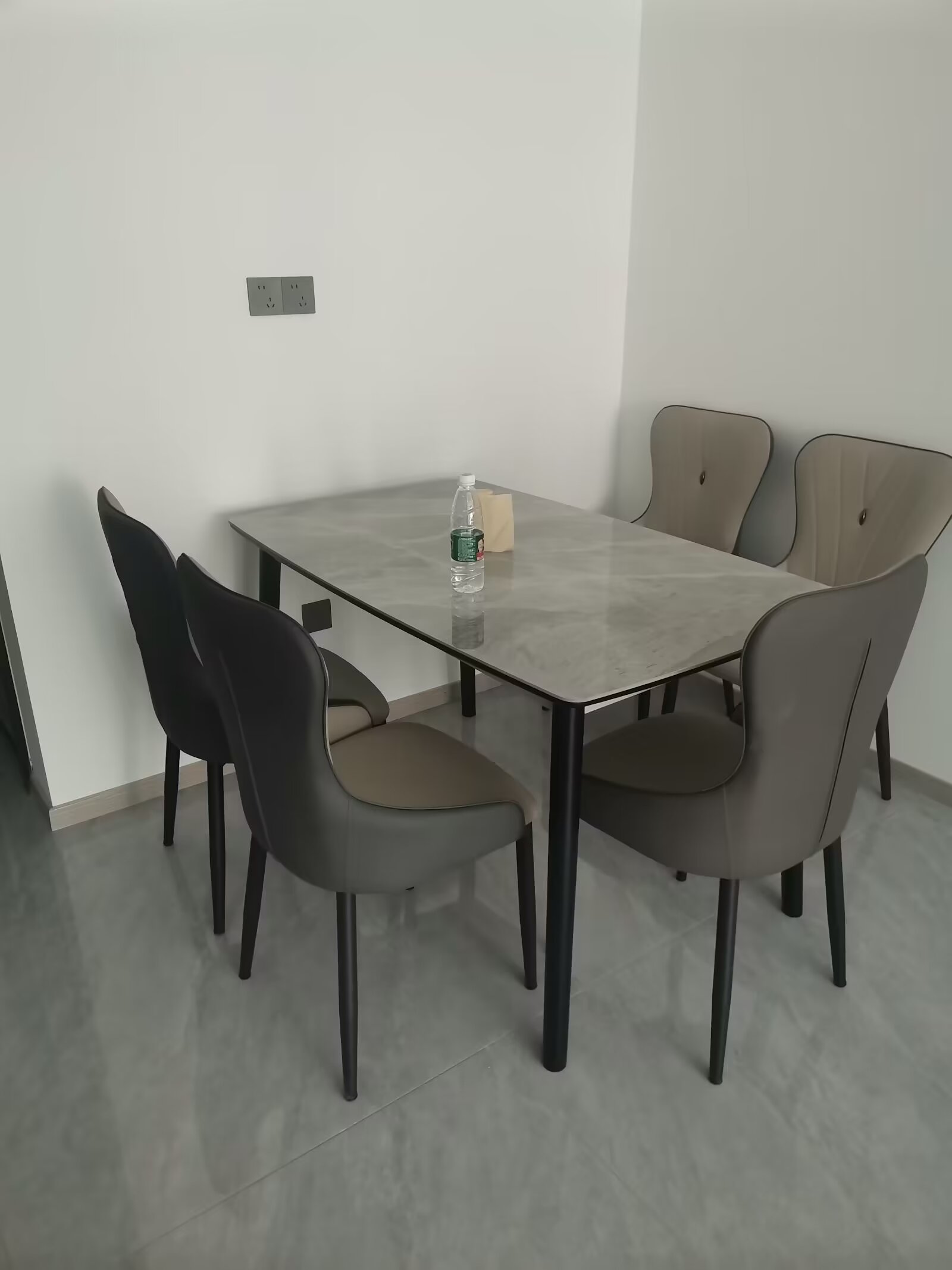 世茂云城 3室2厅2卫 2000.0元/月 世茂云城 3室2厅2卫 2000.0元/月室内图