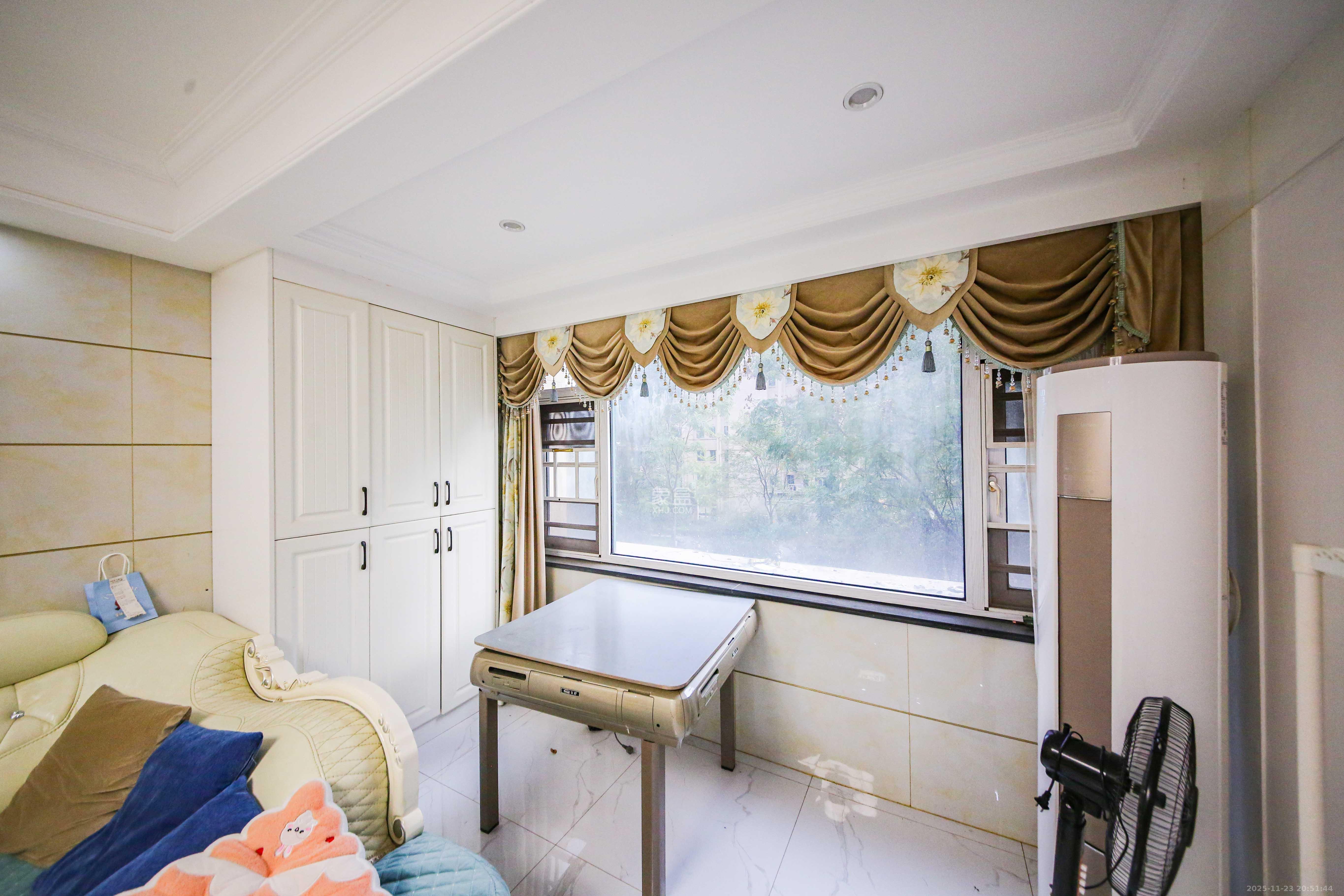 才子嘉都 1室0厅0卫 98.0万 才子嘉都 1室0厅0卫 98.0万阳台