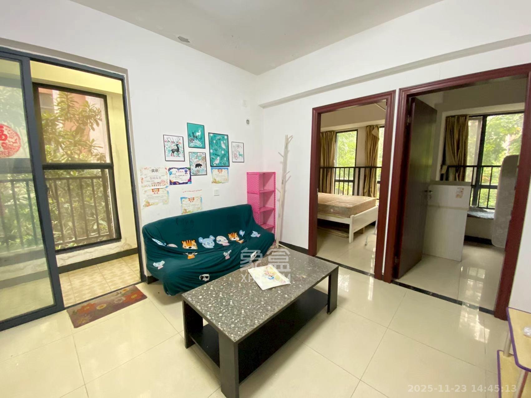 中建芙蓉工社 1室2厅1卫 1700.0元/月 中建芙蓉工社 1室2厅1卫 1700.0元/月室内图