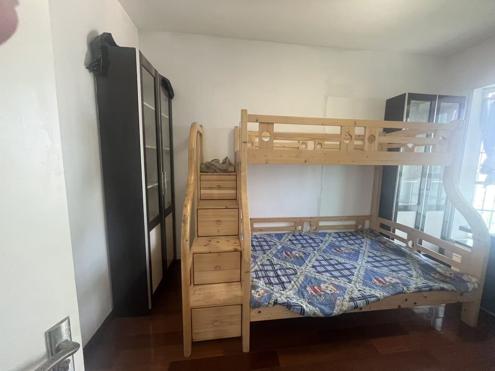 憬华花园  1室0厅0卫    2300.0元/月室内图