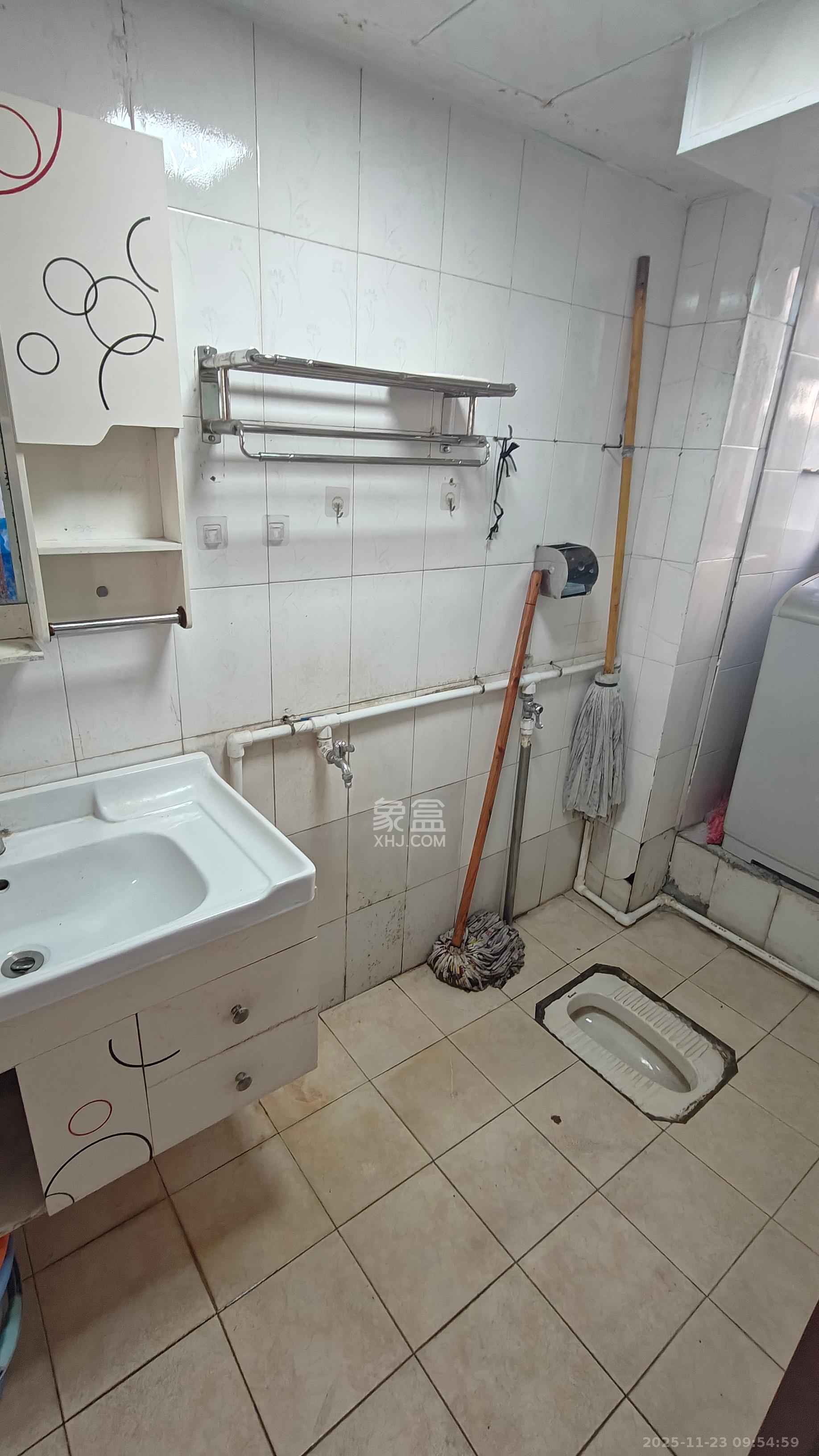 狮子山二片  2室2厅1卫    1500.0元/月室内图