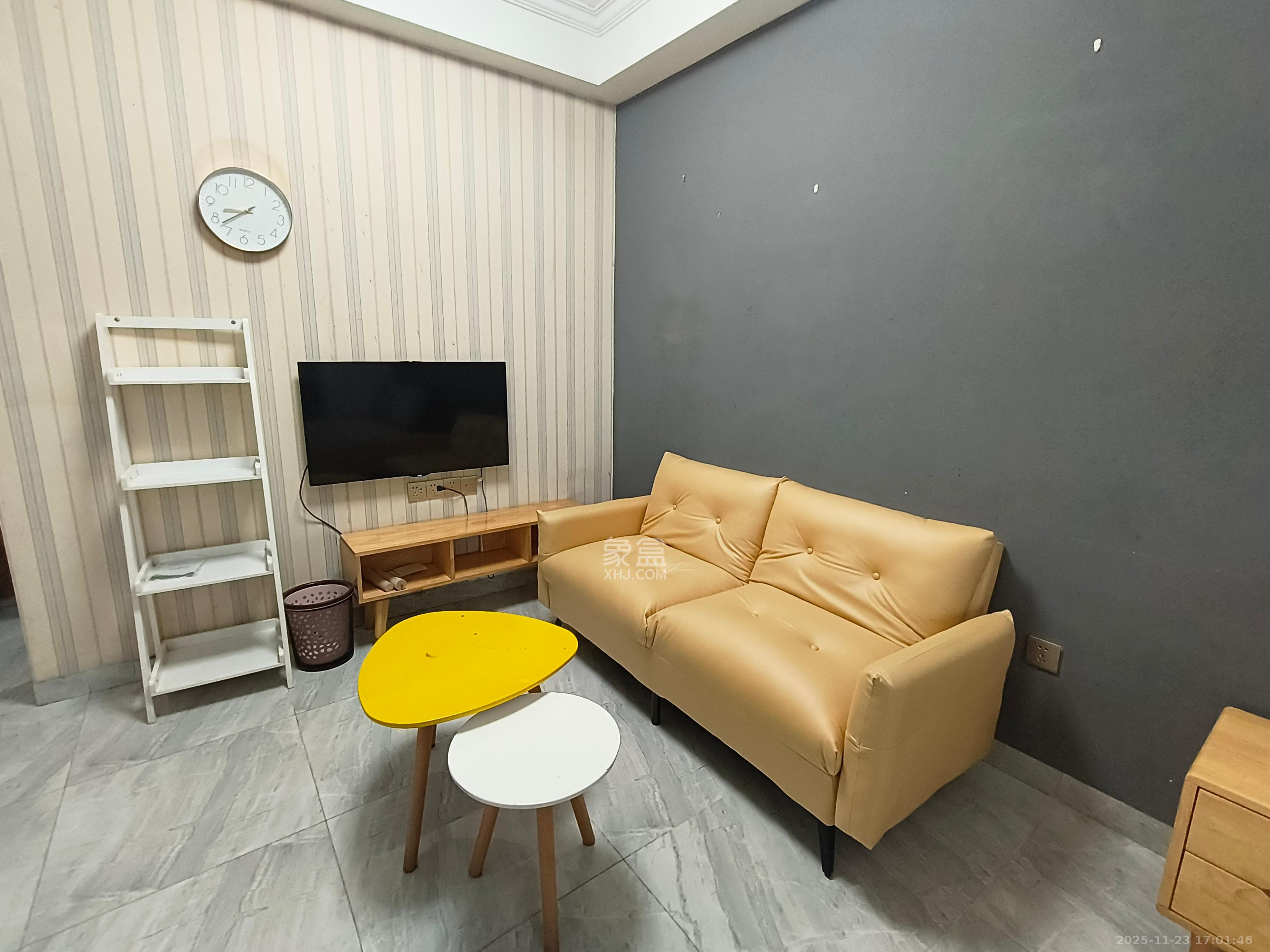 第六都（陆都小区）  1室1厅1卫    1800.0元/月