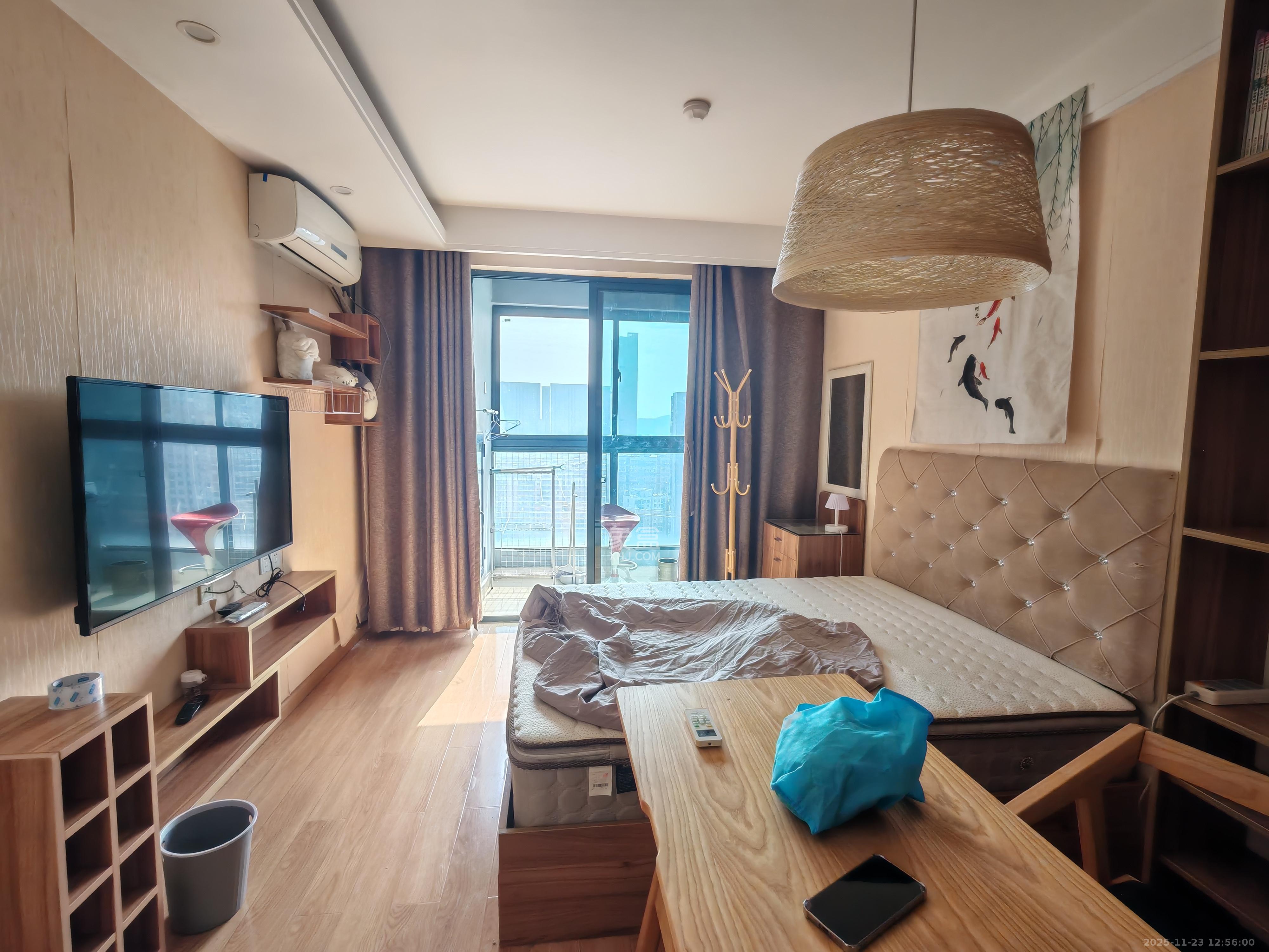 绿地中央广场 1室0厅0卫 1500.0元/月 绿地中央广场 1室0厅0卫 1500.0元/月室内图