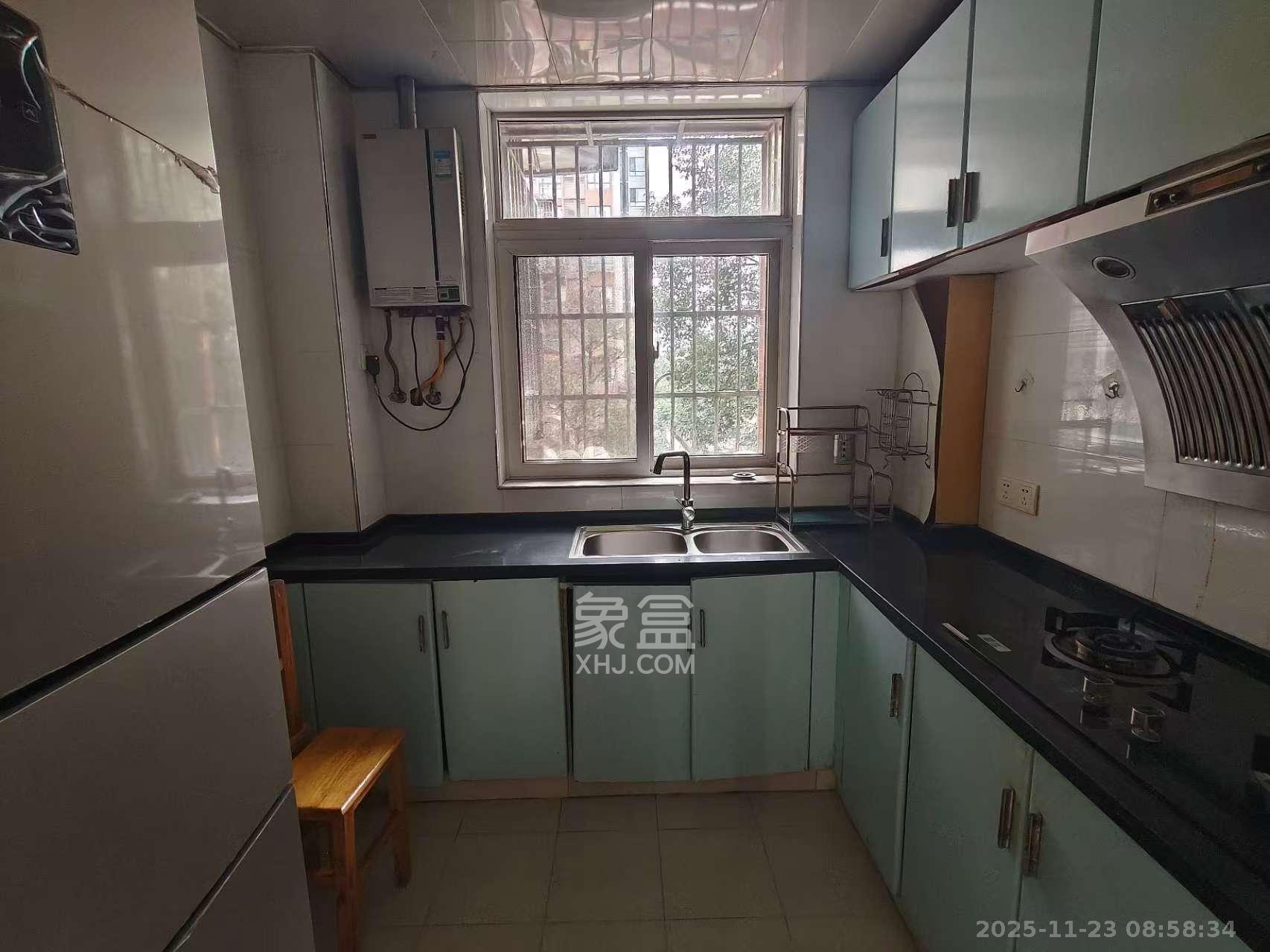 湘瑞家园 2室2厅1卫 1200.0元/月 湘瑞家园 2室2厅1卫 1200.0元/月室内图