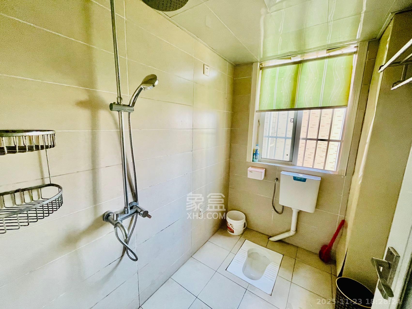 紫晶城  2室2厅1卫    1700.0元/月室内图