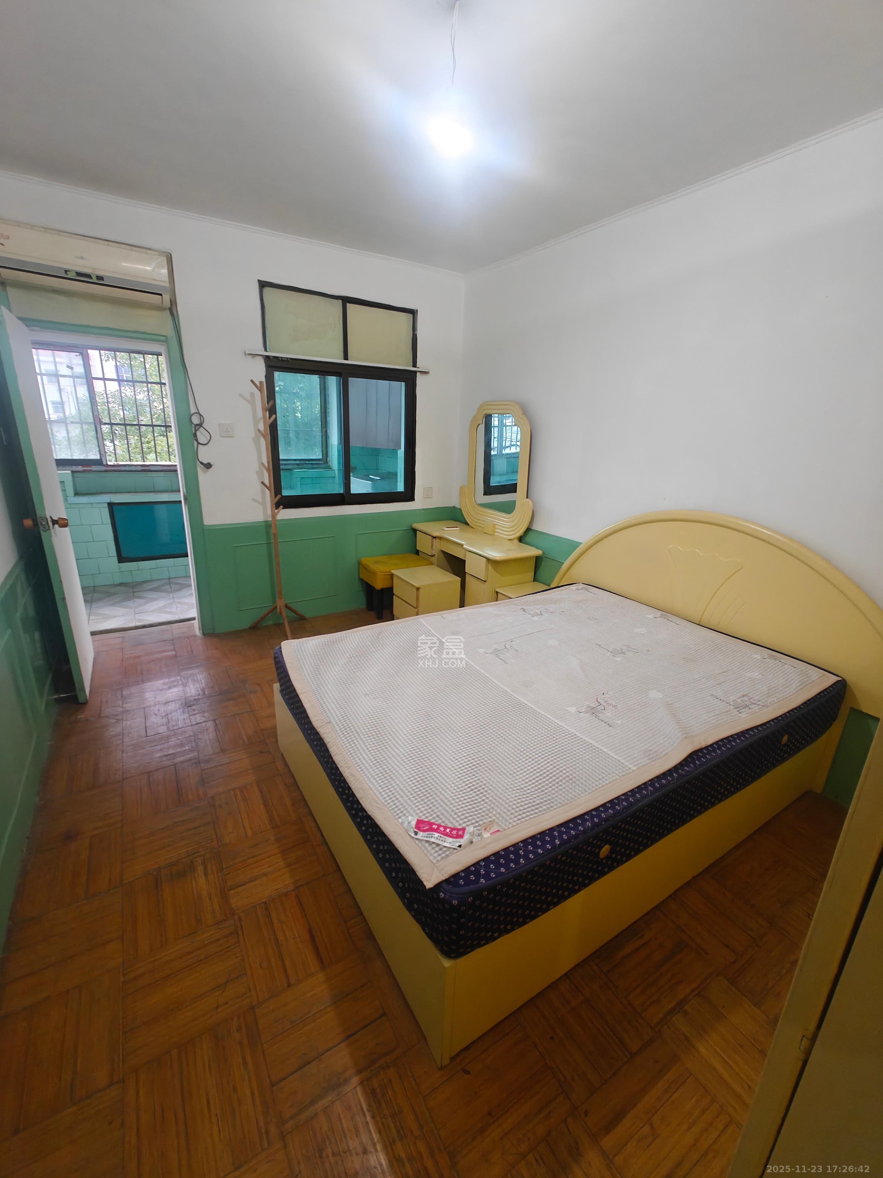 燕山街社区 2室1厅1卫 1500.0元/月 燕山街社区 2室1厅1卫 1500.0元/月室内图