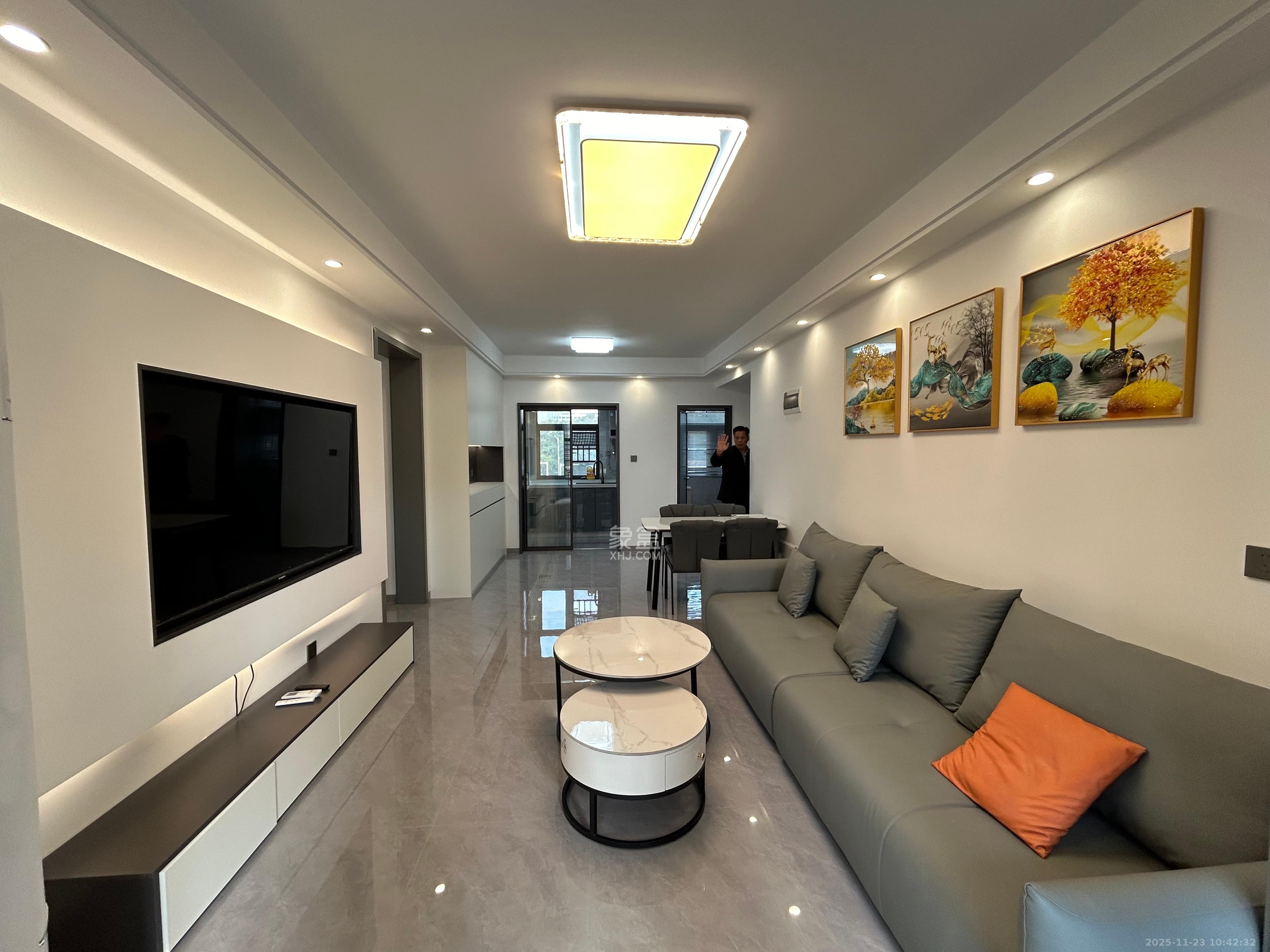 嘉雨东苑  2室1厅1卫    3700.0元/月室内图