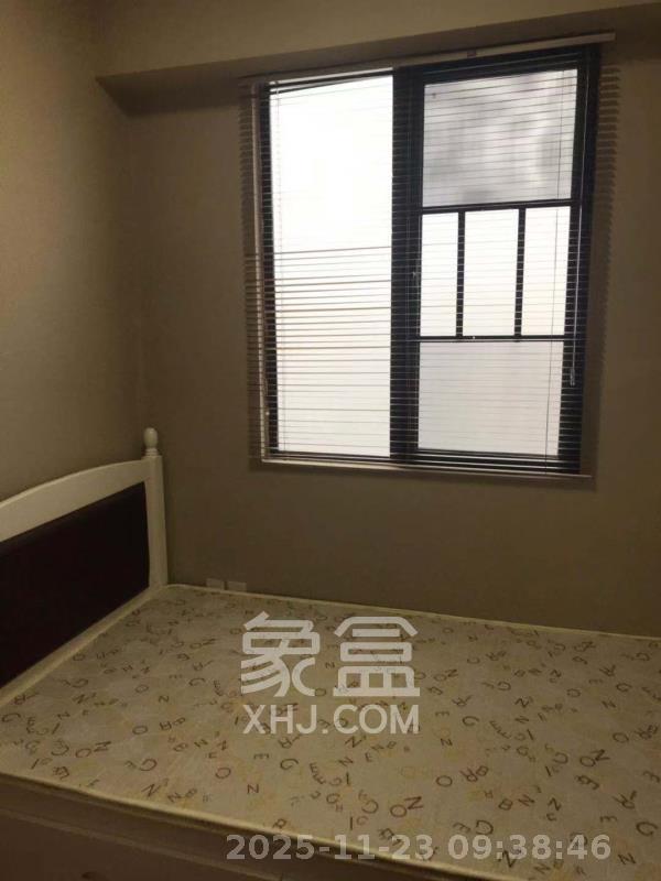 麓谷小镇 3室2厅1卫 2400.0元/月 麓谷小镇 3室2厅1卫 2400.0元/月室内图