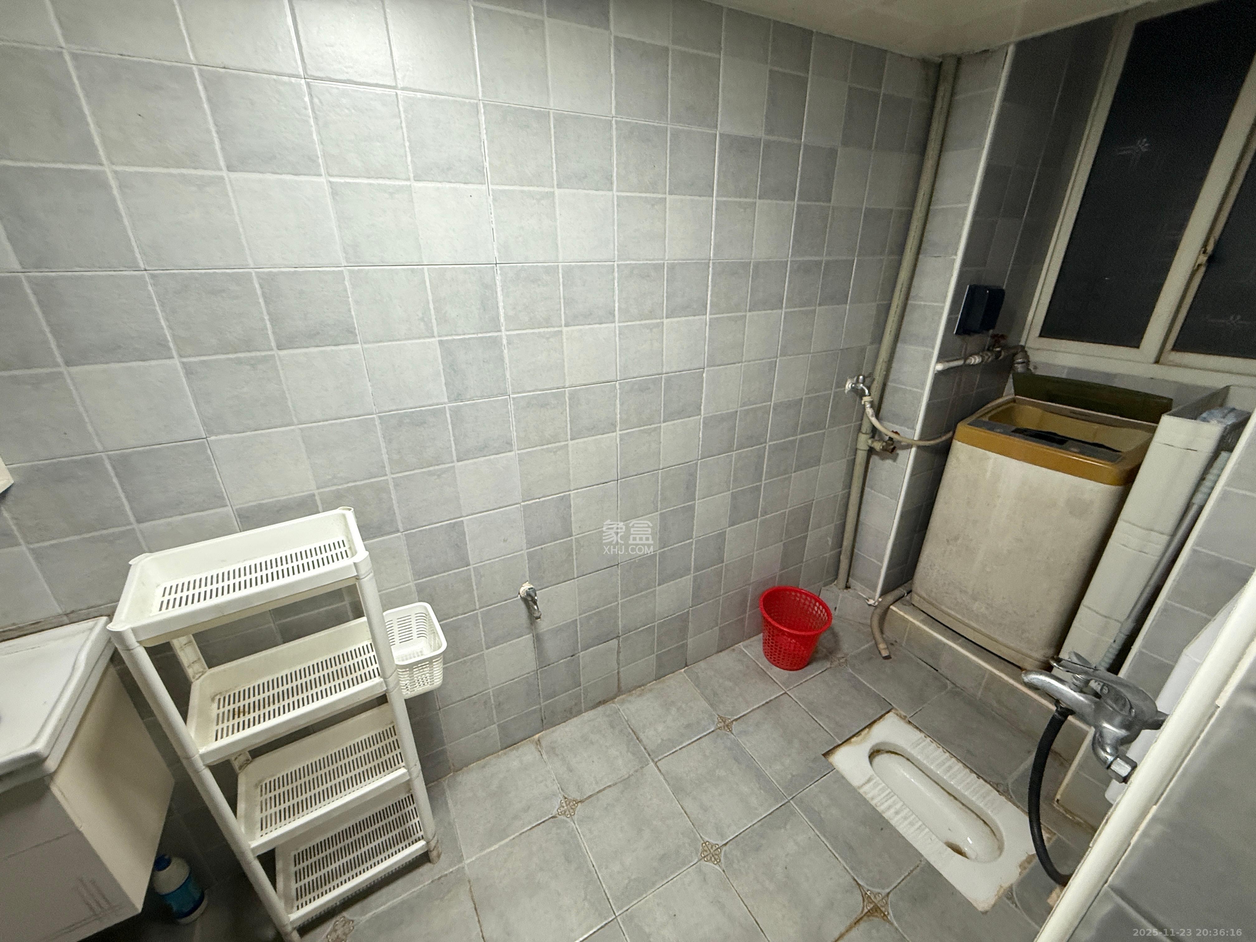 石子冲巷  1室1厅1卫    1500.0元/月室内图