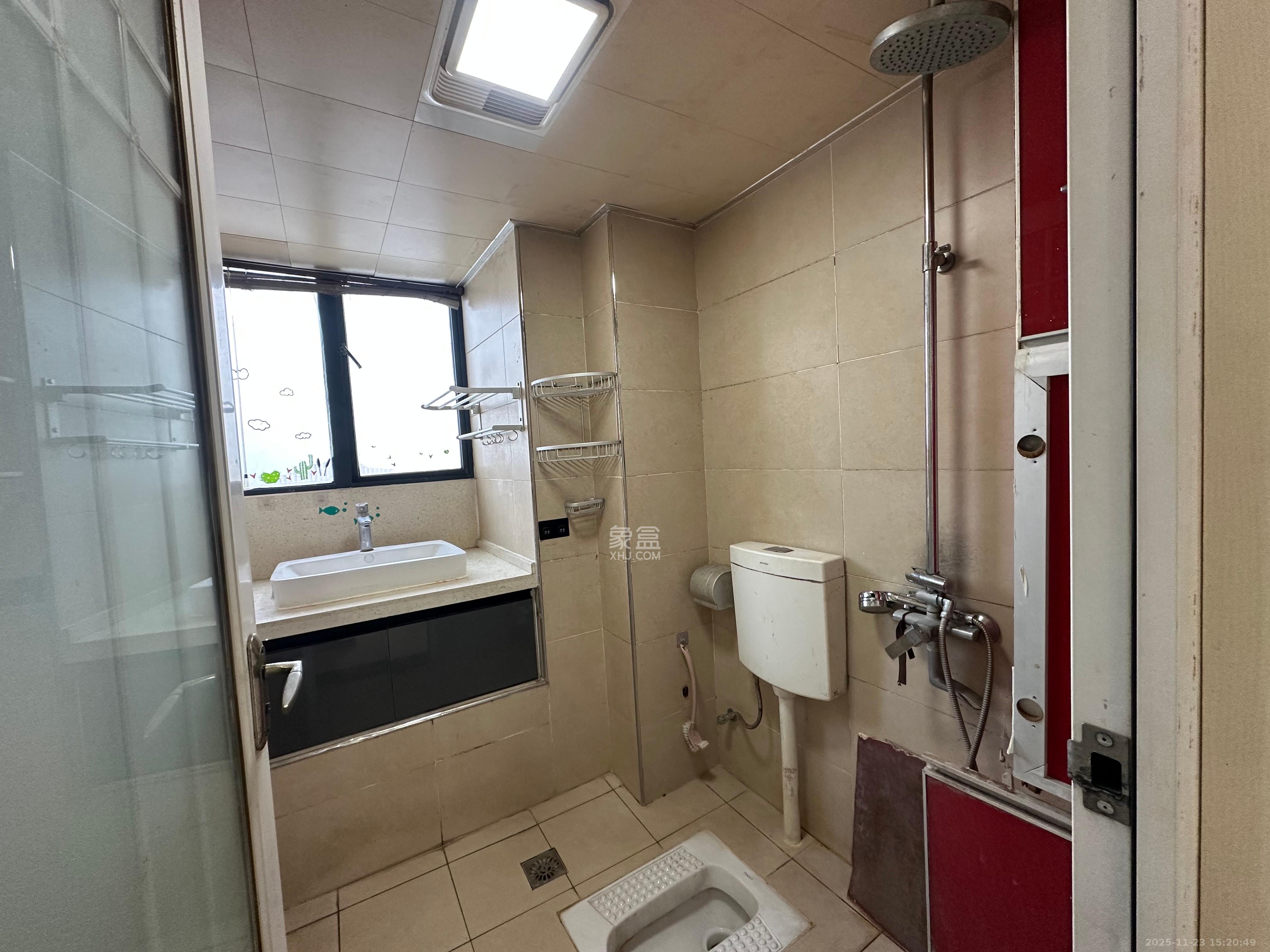 云鼎公馆  2室2厅1卫    2500.0元/月室内图