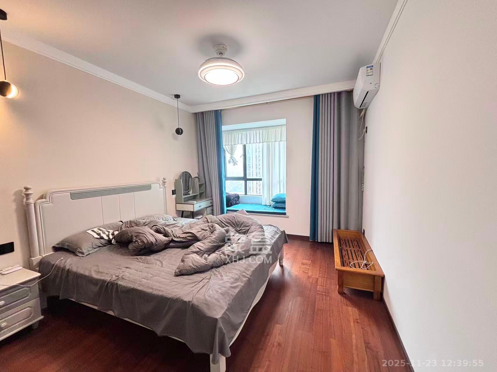 华城城市广场 3室2厅1卫 1800.0元/月 华城城市广场 3室2厅1卫 1800.0元/月室内图