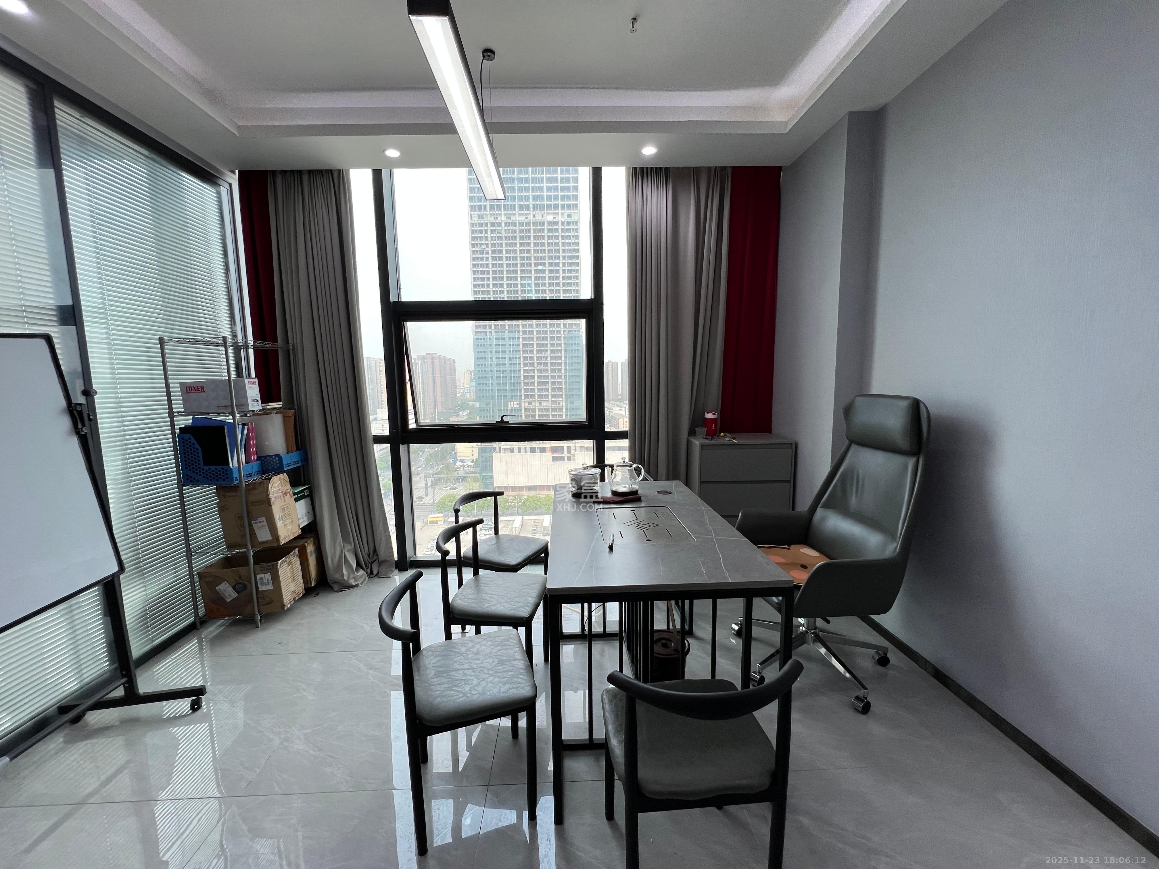 东盈商业广场（华泉城市广场）   120.0㎡      6000.0元/月室内图