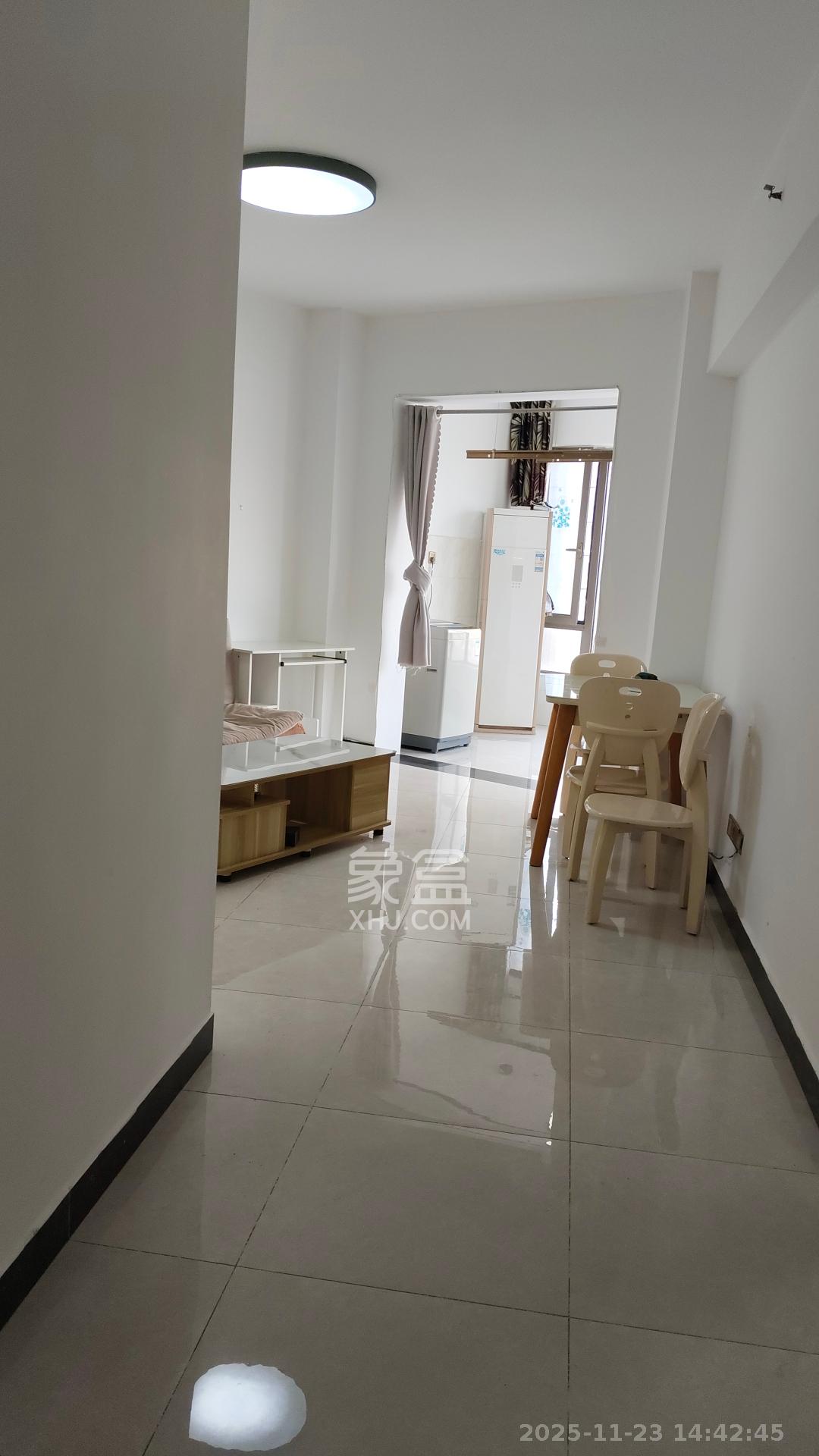 汀兰雅苑  1室1厅1卫    2580.0元/月室内图