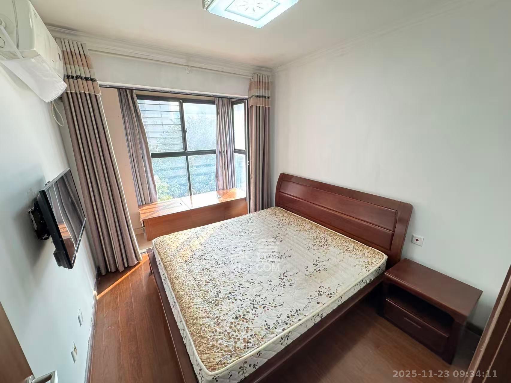 万科城 2室1厅1卫 2300.0元/月 万科城 2室1厅1卫 2300.0元/月室内图