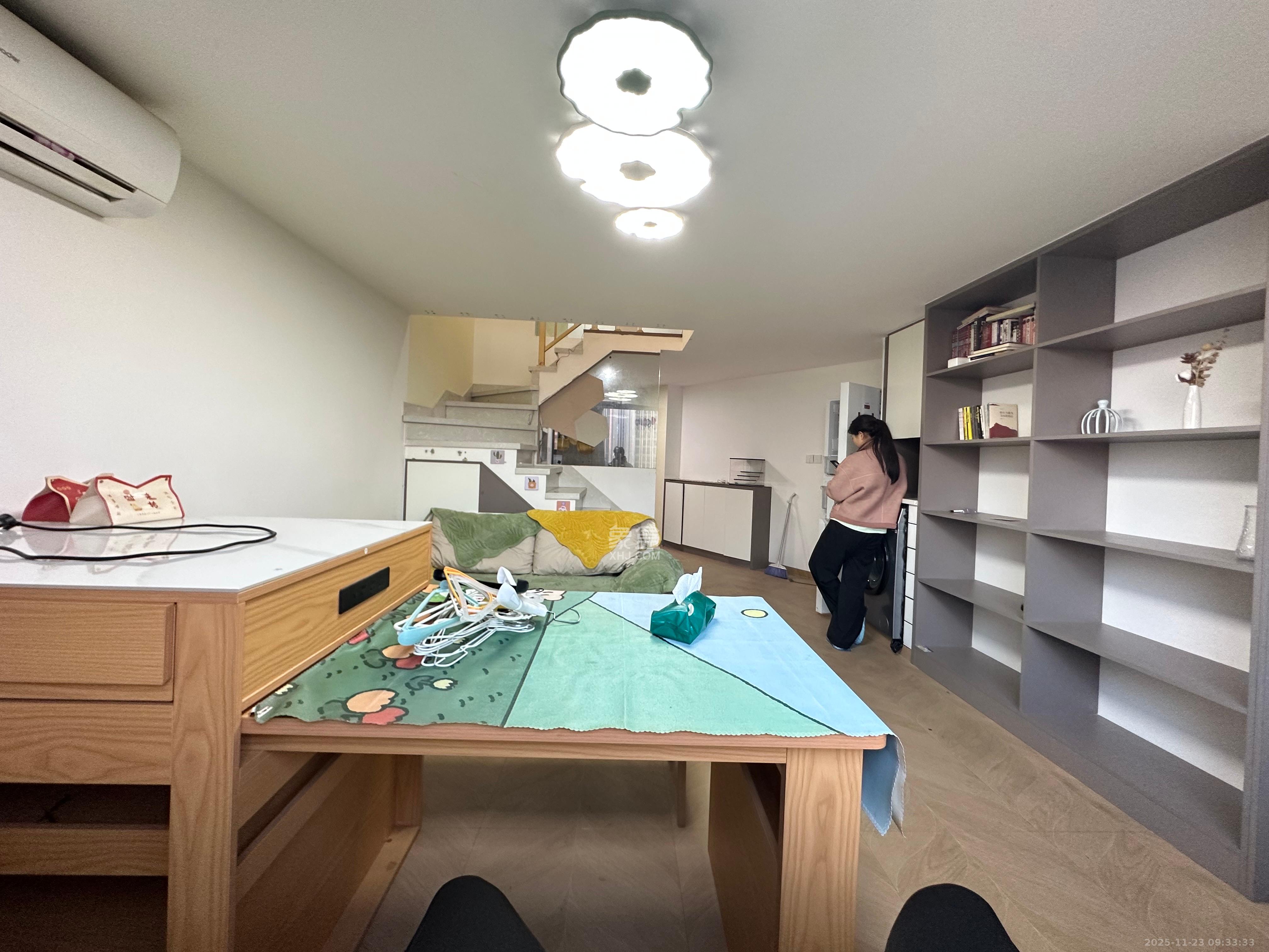 长燃润和天地（长润小区印湘江）  1室1厅1卫    2000.0元/月