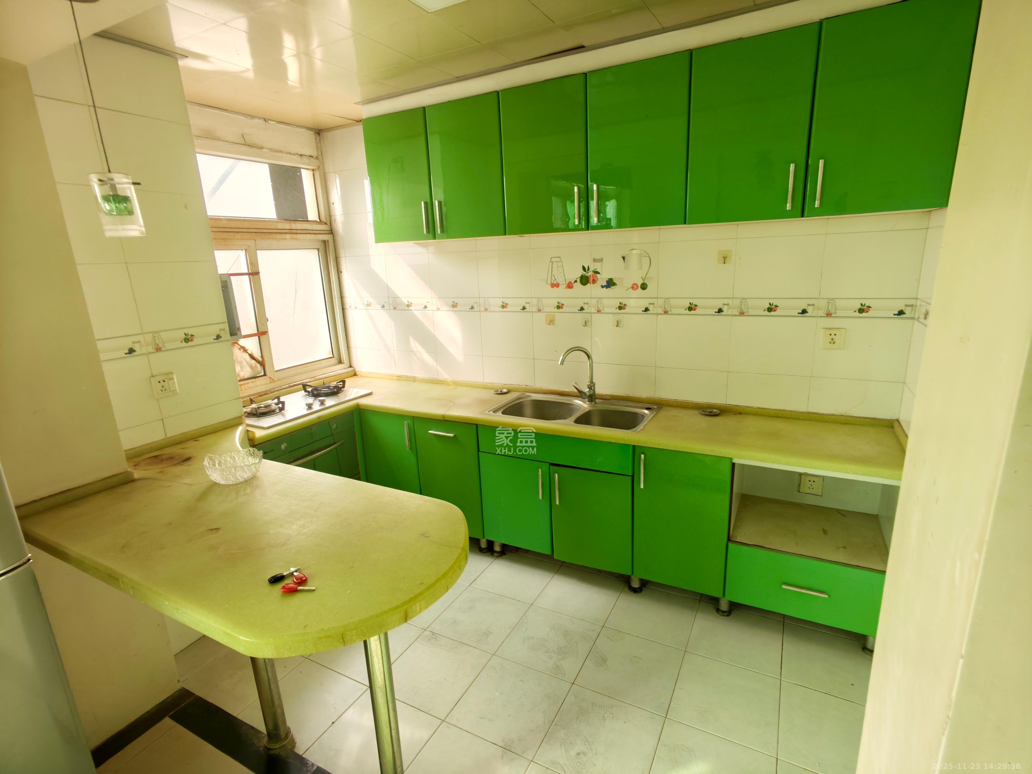 湘华公寓 2室1厅1卫 1600.0元/月 湘华公寓 2室1厅1卫 1600.0元/月室内图