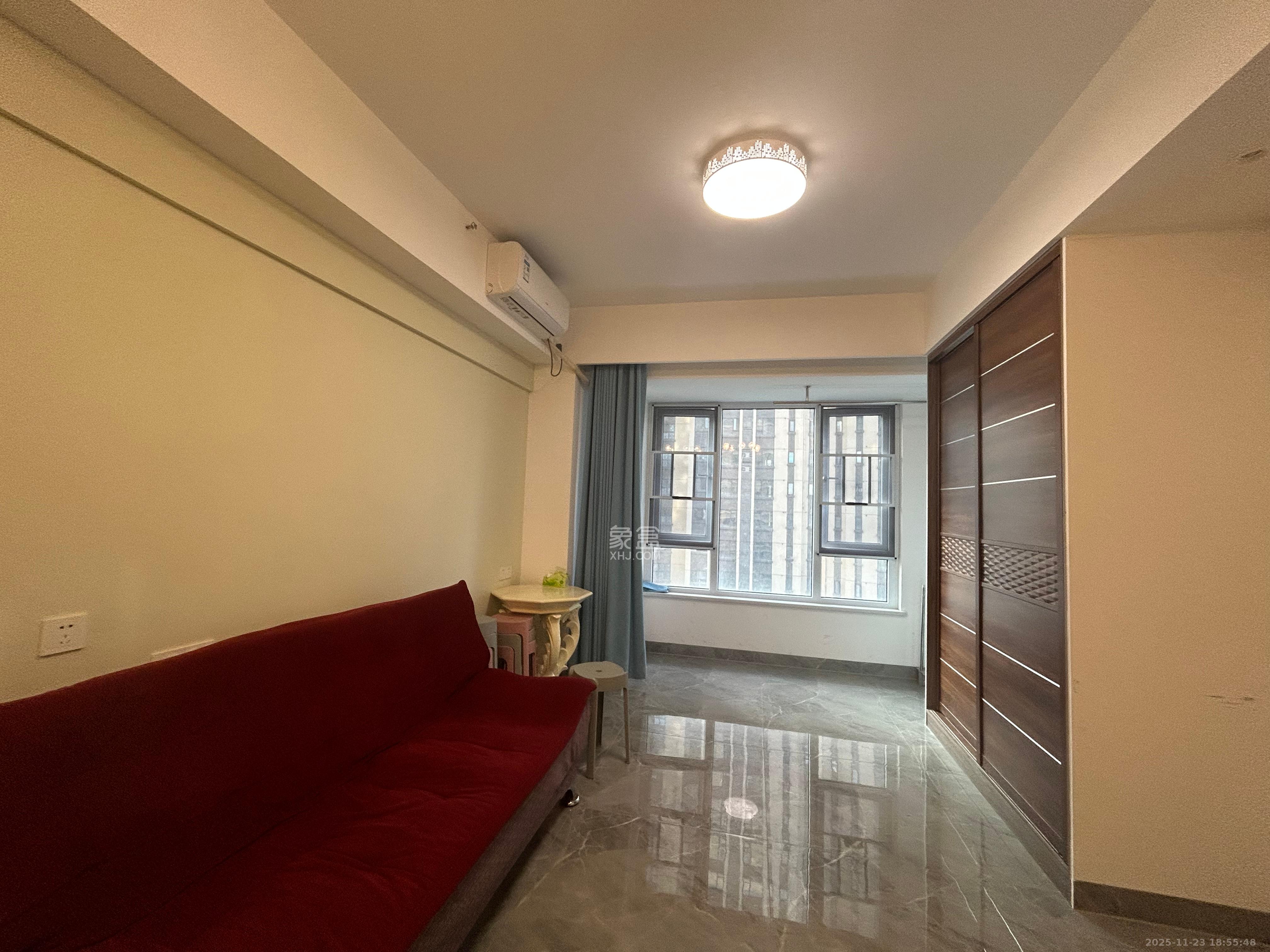 合能枫丹丽舍（柏悦名苑)  1室1厅1卫    1200.0元/月室内图