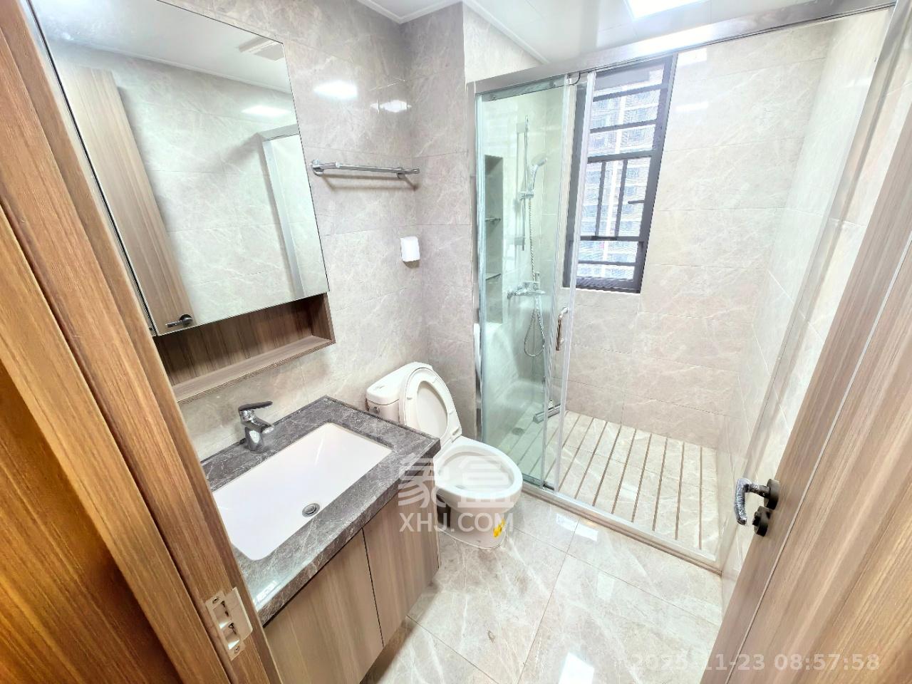 中海阅溪府  4室2厅2卫    3600.0元/月室内图