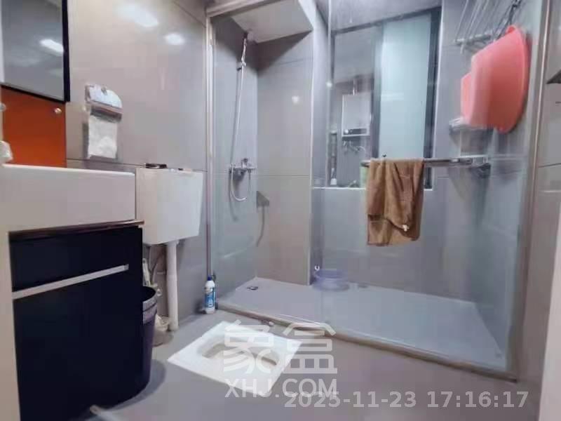 兴威帕克水岸 3室2厅2卫 3380.0元/月 兴威帕克水岸 3室2厅2卫 3380.0元/月室内图